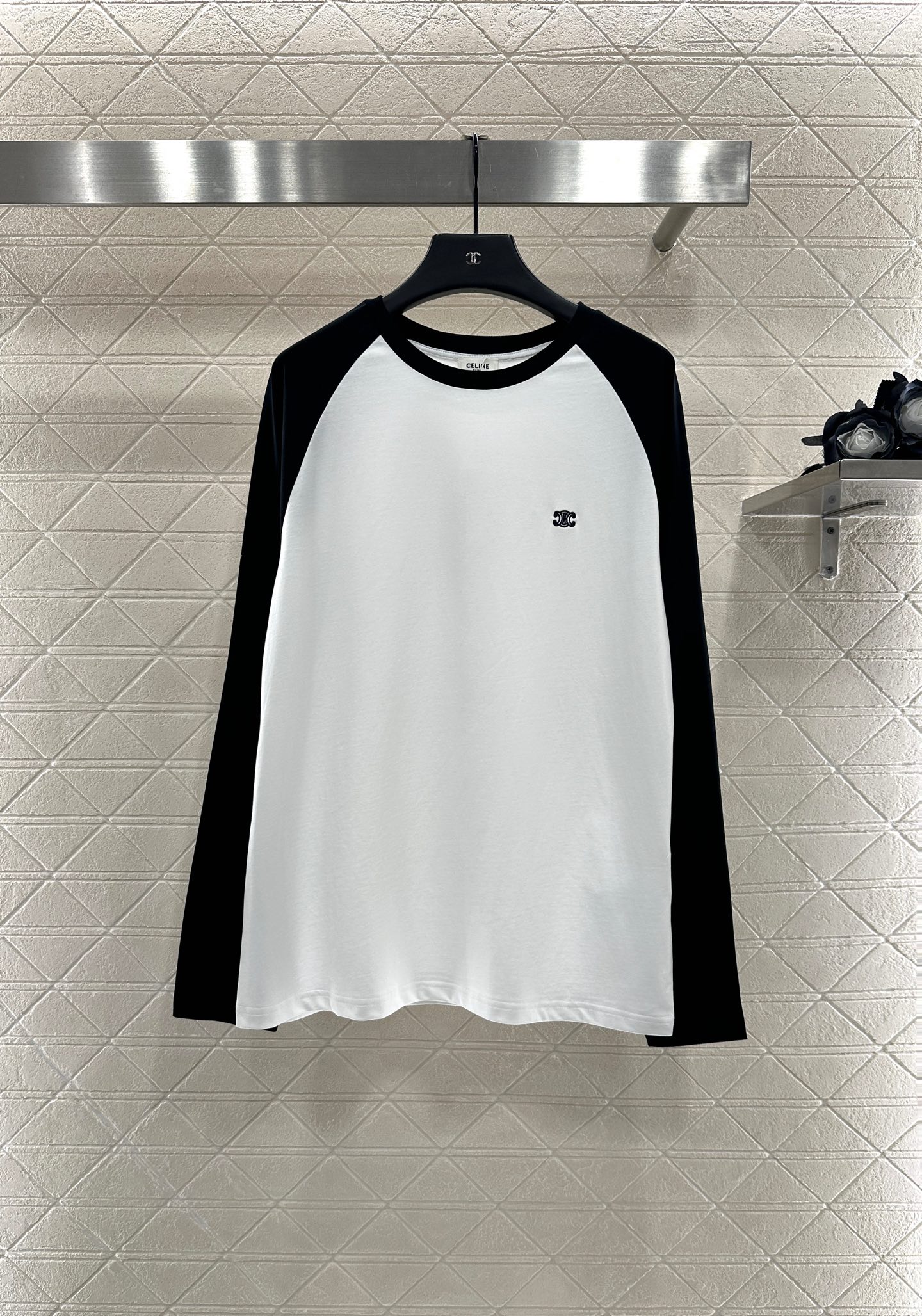 ♥Celin*♥2025新品上架 凯旋门长袖上衣定制YB斜纹全棉材质 质感舒适 弹力十足 圆领长袖上衣裁