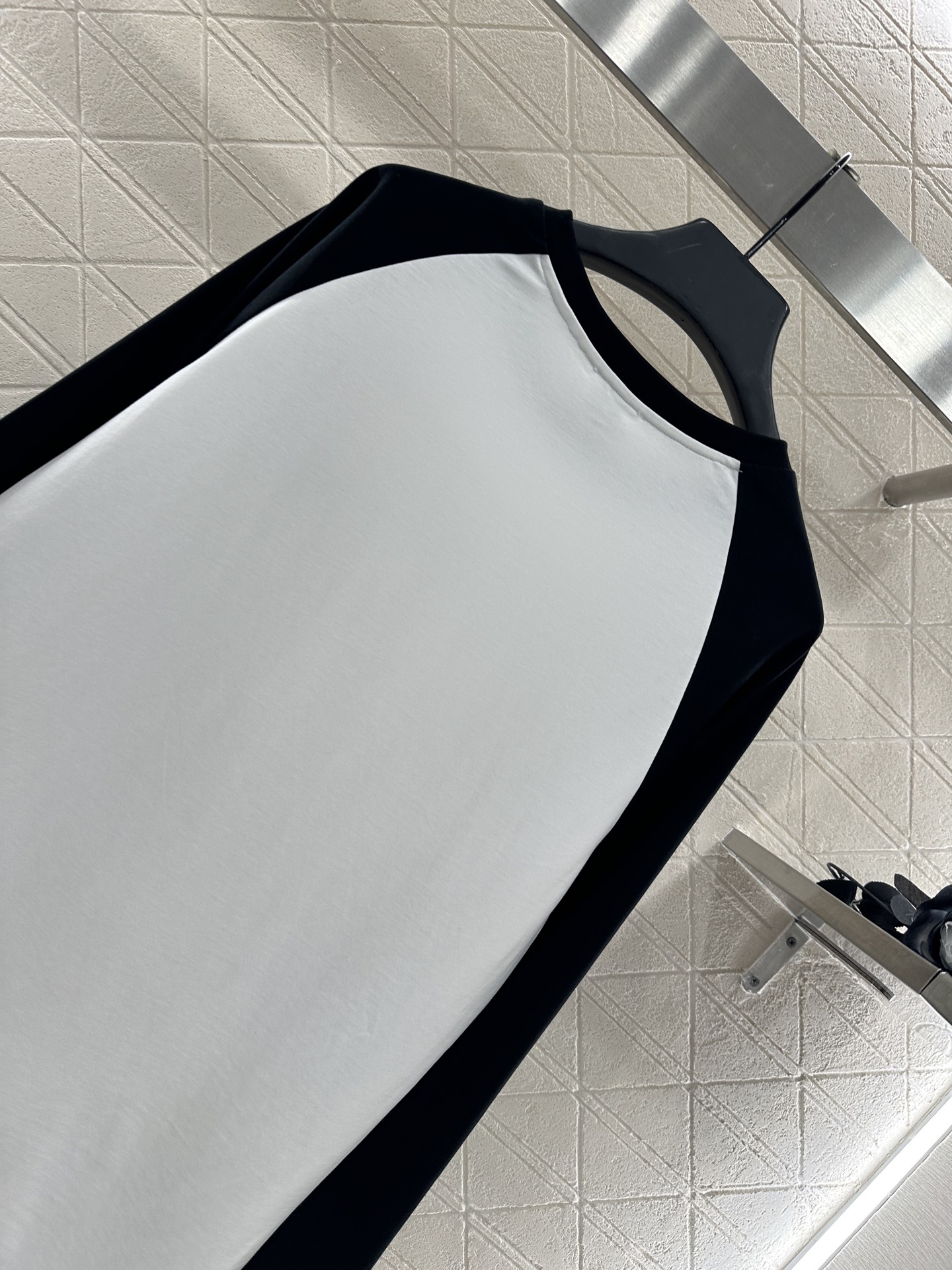 ♥Celin*♥2025新品上架 凯旋门长袖上衣定制YB斜纹全棉材质 质感舒适 弹力十足 圆领长袖上衣裁