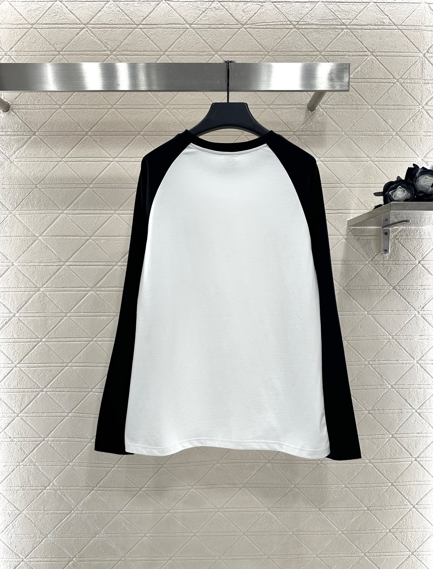 ♥Celin*♥2025新品上架 凯旋门长袖上衣定制YB斜纹全棉材质 质感舒适 弹力十足 圆领长袖上衣裁