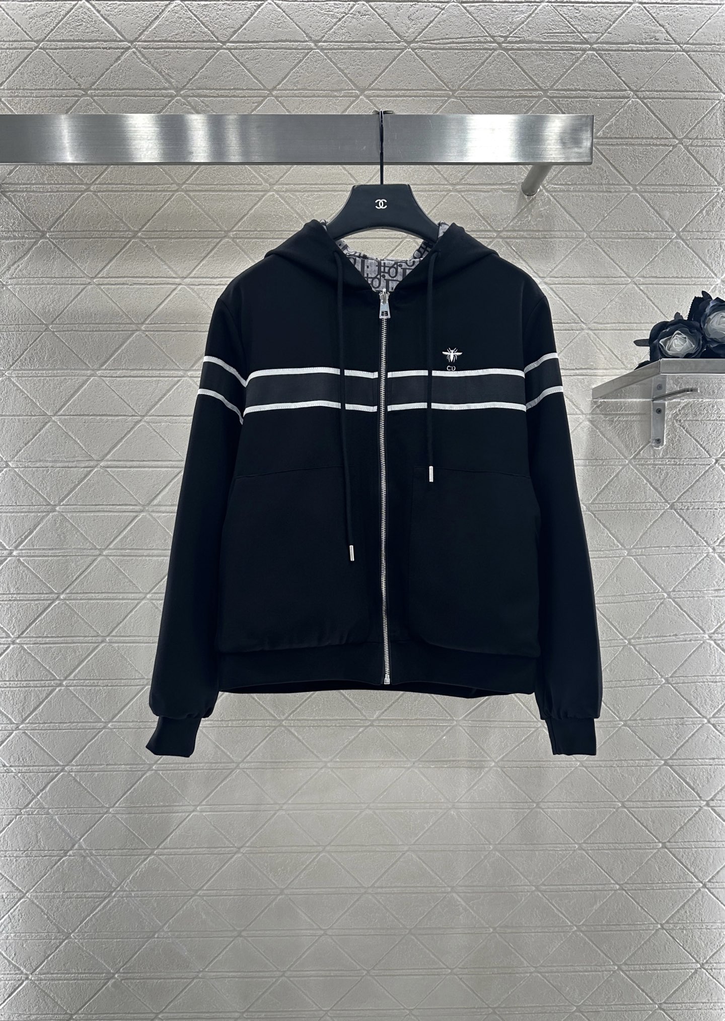 ♥Dio*♥2025新品上架 两面穿连帽外套长裤套装定制YB进口人丝材质 质感光泽 舒适垂顺 连帽拉链开