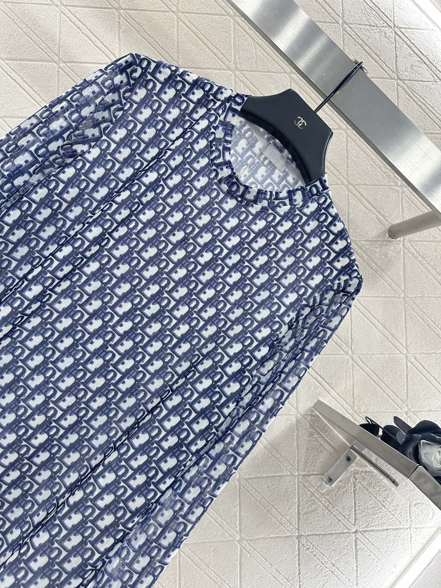 ♥Dio*♥2025新品上架 网纱圆领打底衫定制YB进口网纱材质 清透舒适 弹力十足 圆领长袖打底裁剪 