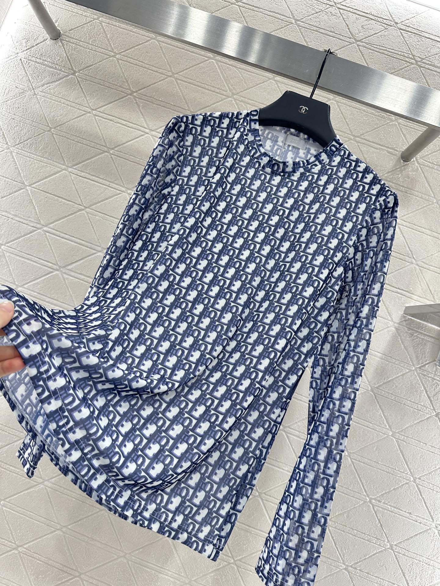 ♥Dio*♥2025新品上架 网纱圆领打底衫定制YB进口网纱材质 清透舒适 弹力十足 圆领长袖打底裁剪 