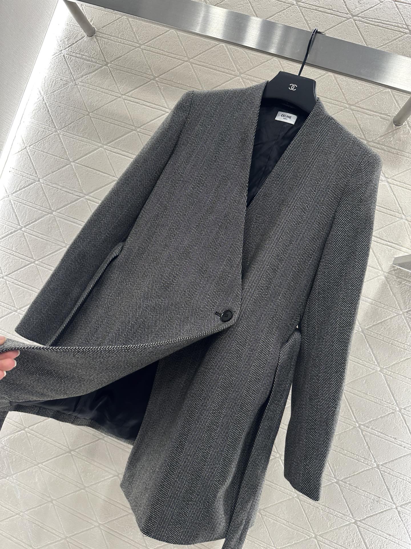 ♥Celin*♥2025新品上架 西装腰带中长外套定制YB进口材质 质感高级 光泽感明显 开襟V领西装外