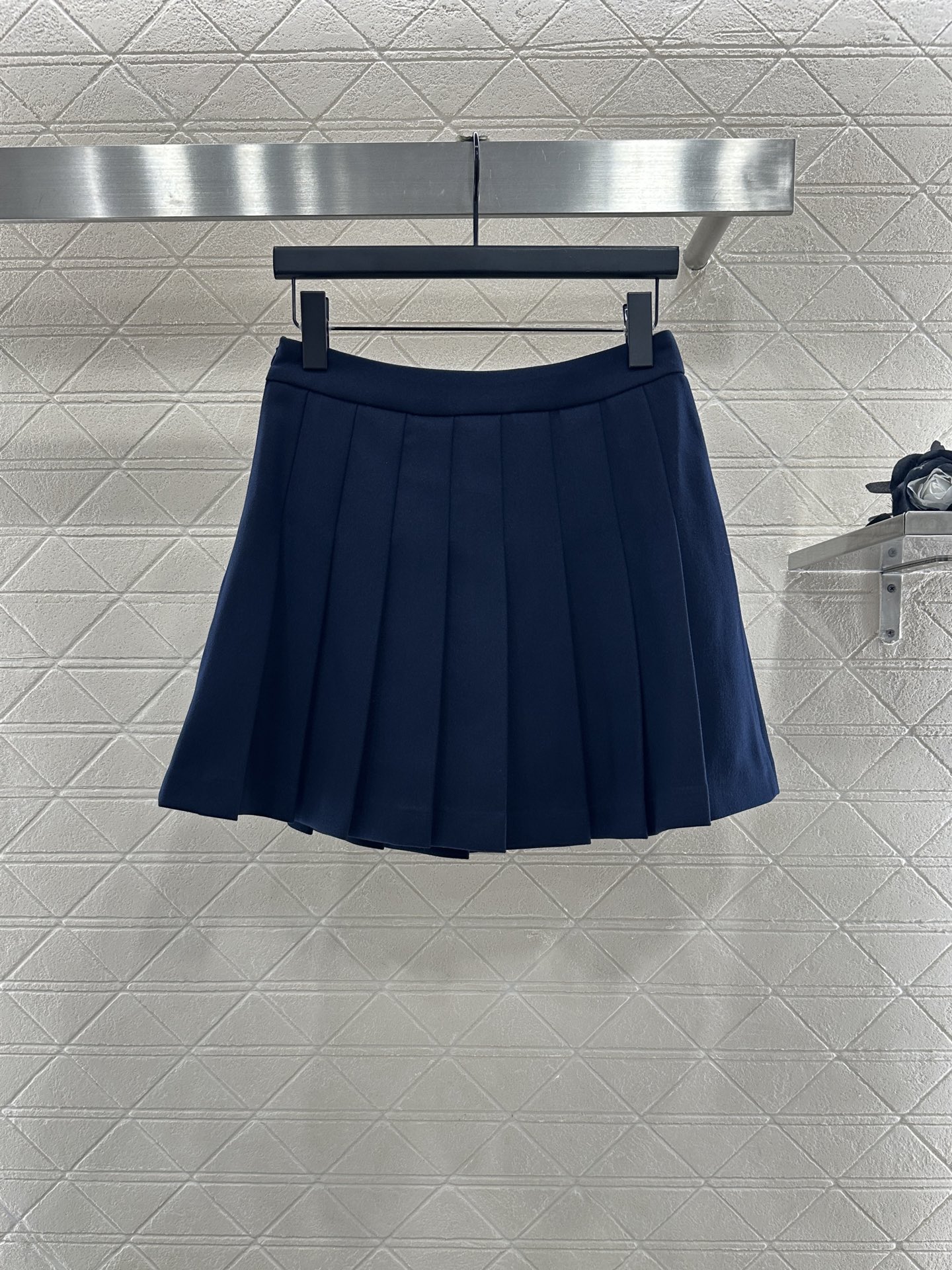 ♥Saint lauren*♥2025新品上架 刺绣棒球外套百褶裙套装定制YB进口材质 质感上乘 舒适防