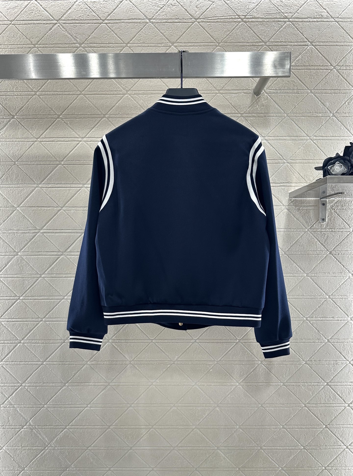 ♥Saint lauren*♥2025新品上架 刺绣棒球外套百褶裙套装定制YB进口材质 质感上乘 舒适防