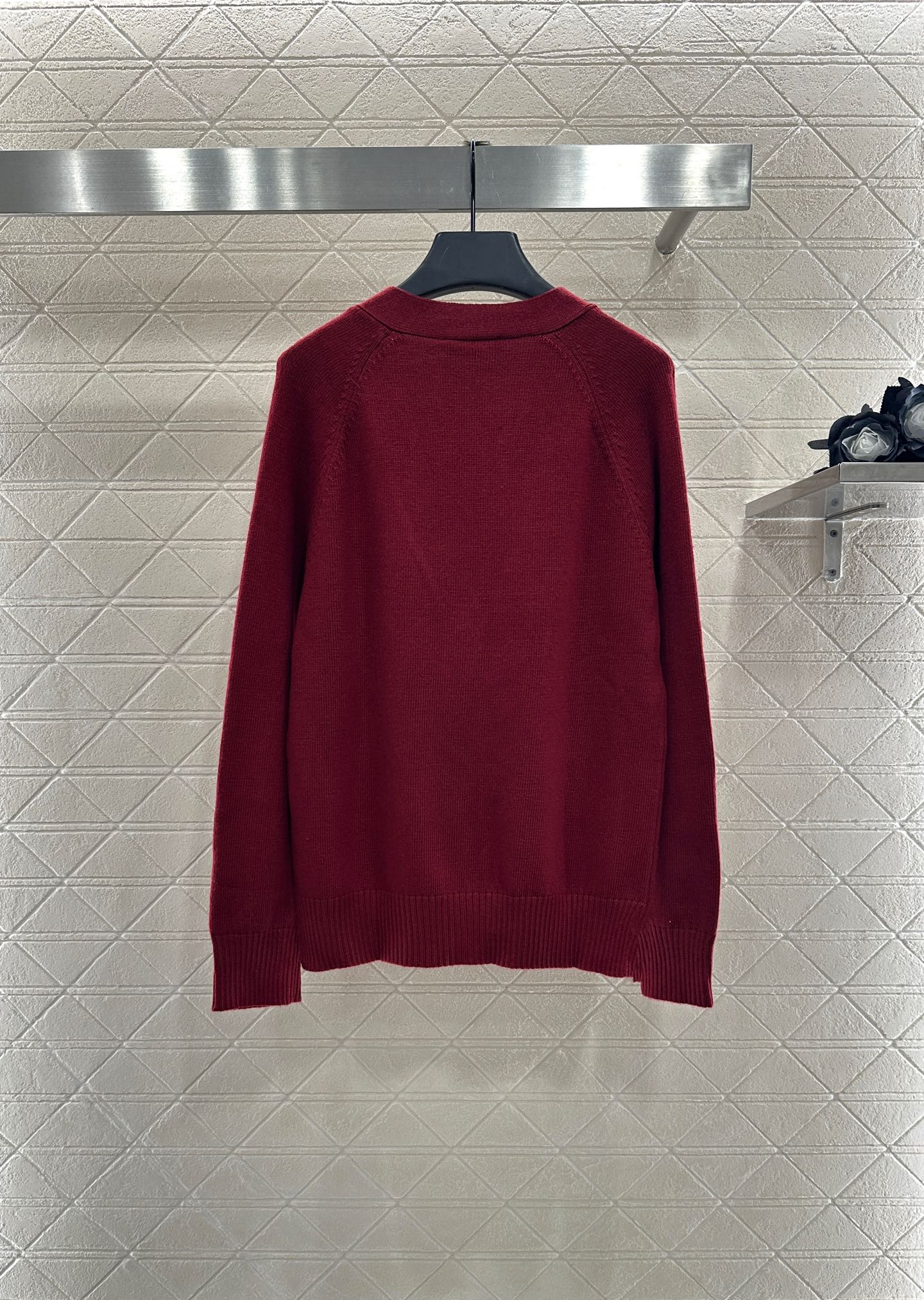 ♥Gucc*♥2025新品上架 马衔扣口袋针织开衫定制YB羊毛纱线织造 质感高级 舒适柔软 V领针织开衫