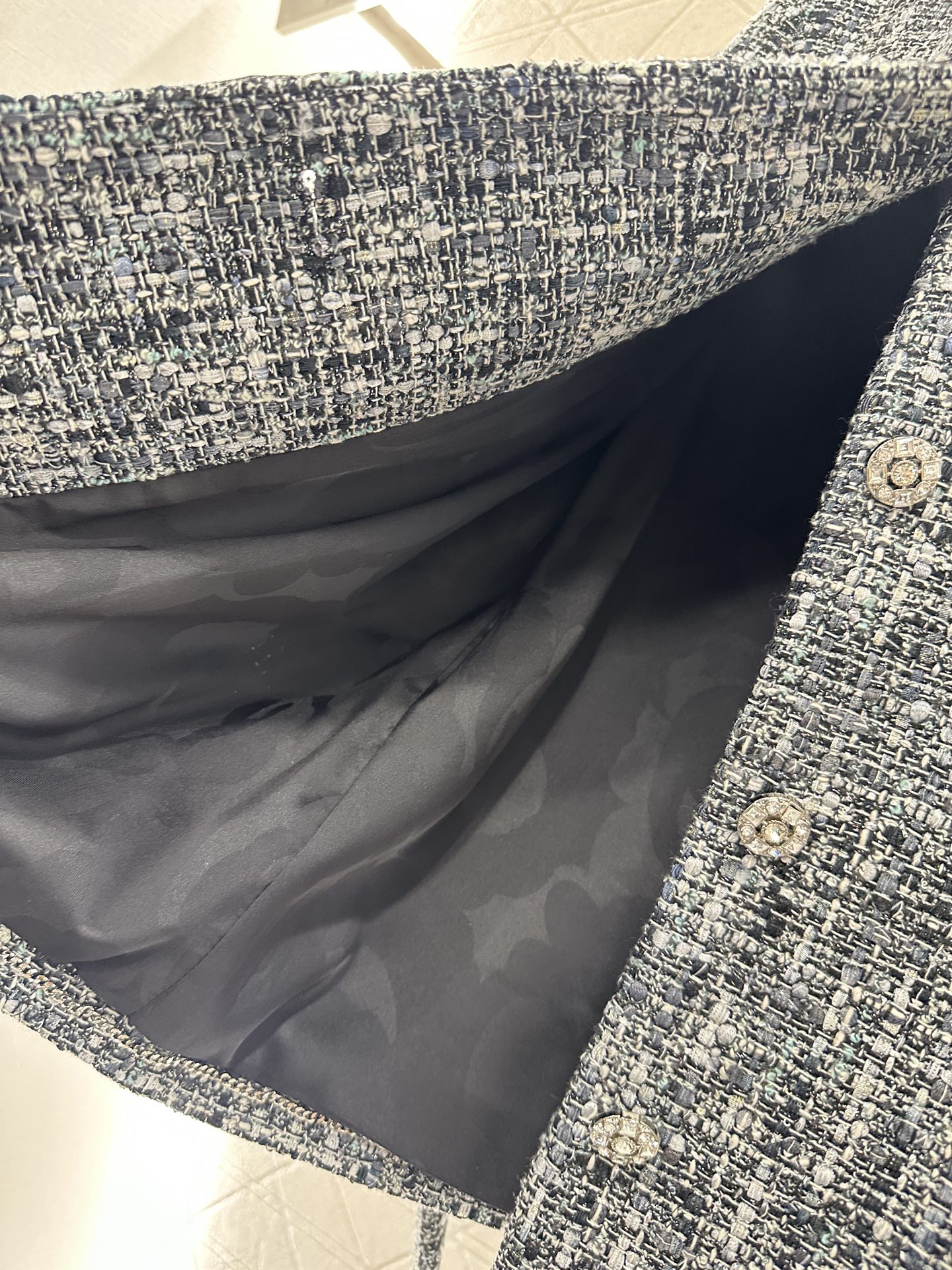 ♥Chane*♥2025新品上架 圆领洋装钉珠捆边外套定制YB进口粗纺羊毛呢材质 质感高级 品相十足 圆