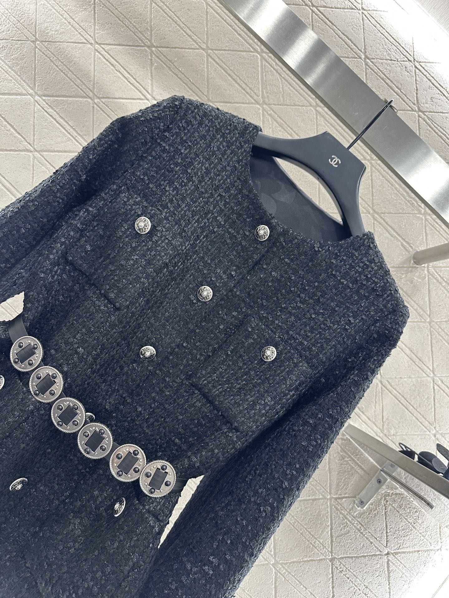 ♥Chane*♥2025新品上架 圆领腰带编织洋装定制YB进口粗纺羊毛呢材质 质感高级 品相十足 小圆领