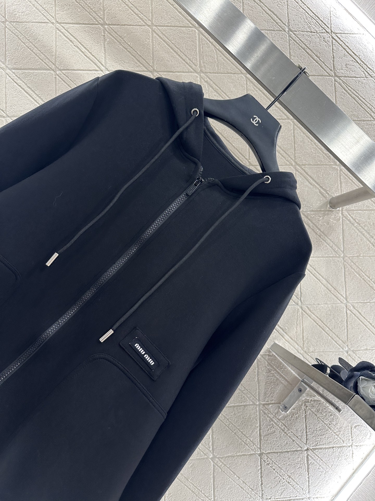 ♥Miumi*♥2025新品上架 连帽外套长裤套装定制YB斜纹全棉材质 质感光泽 品相高级 宽松廓形连帽