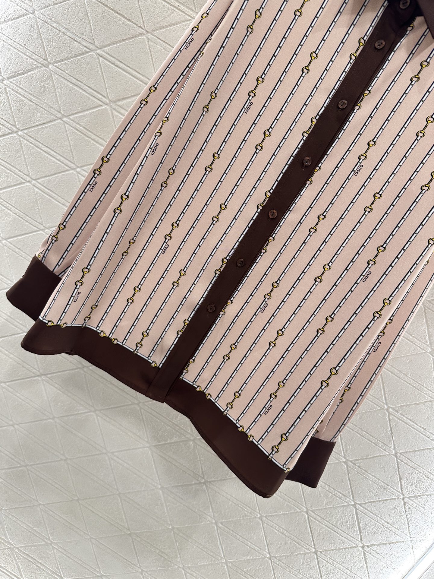 ♥Guc*♥2025新品上架 撞色印花衬衣长裤套装定制YB斜纹稠材质 柔软亲肤 垂坠飘逸 通体印花工艺处