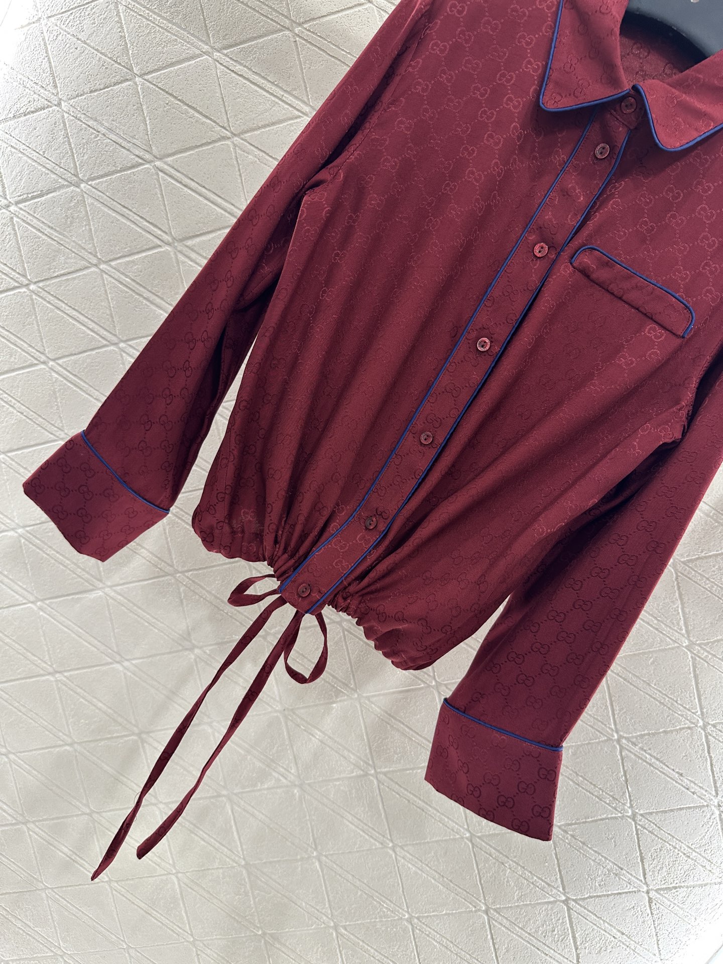 ♥Gucc*♥2025新品上架 提花衬衣长裤套装定制YB进口提花材质 柔软亲肤 垂坠飘逸 通体满铺 呈现