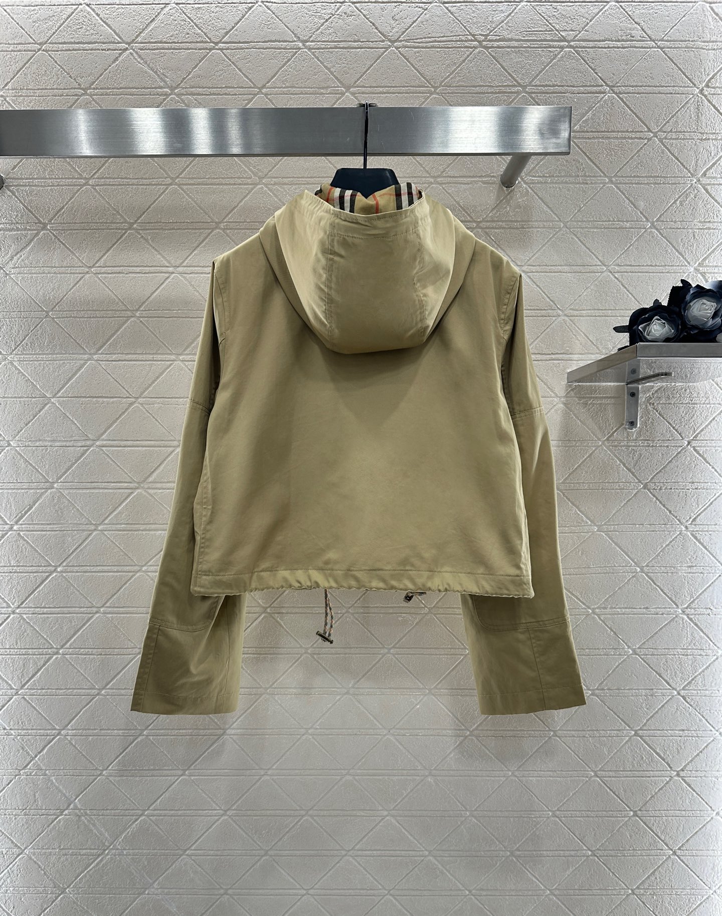 ♥BBR*♥2025新品上架 连帽抽绳风衣外套定制YB进口风衣材质 挺括有型 质感高级 风衣夹克外套 连