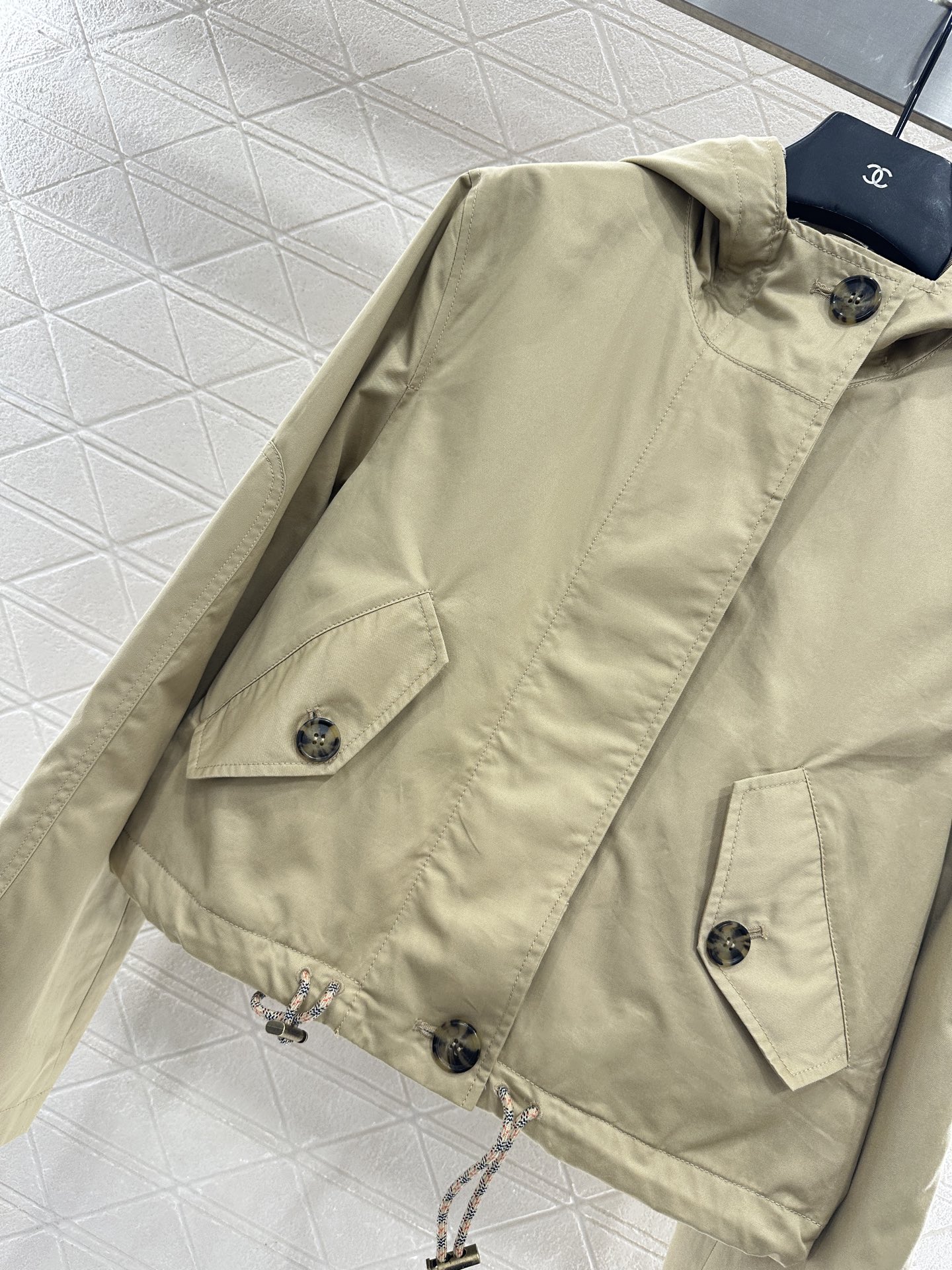 ♥BBR*♥2025新品上架 连帽抽绳风衣外套定制YB进口风衣材质 挺括有型 质感高级 风衣夹克外套 连