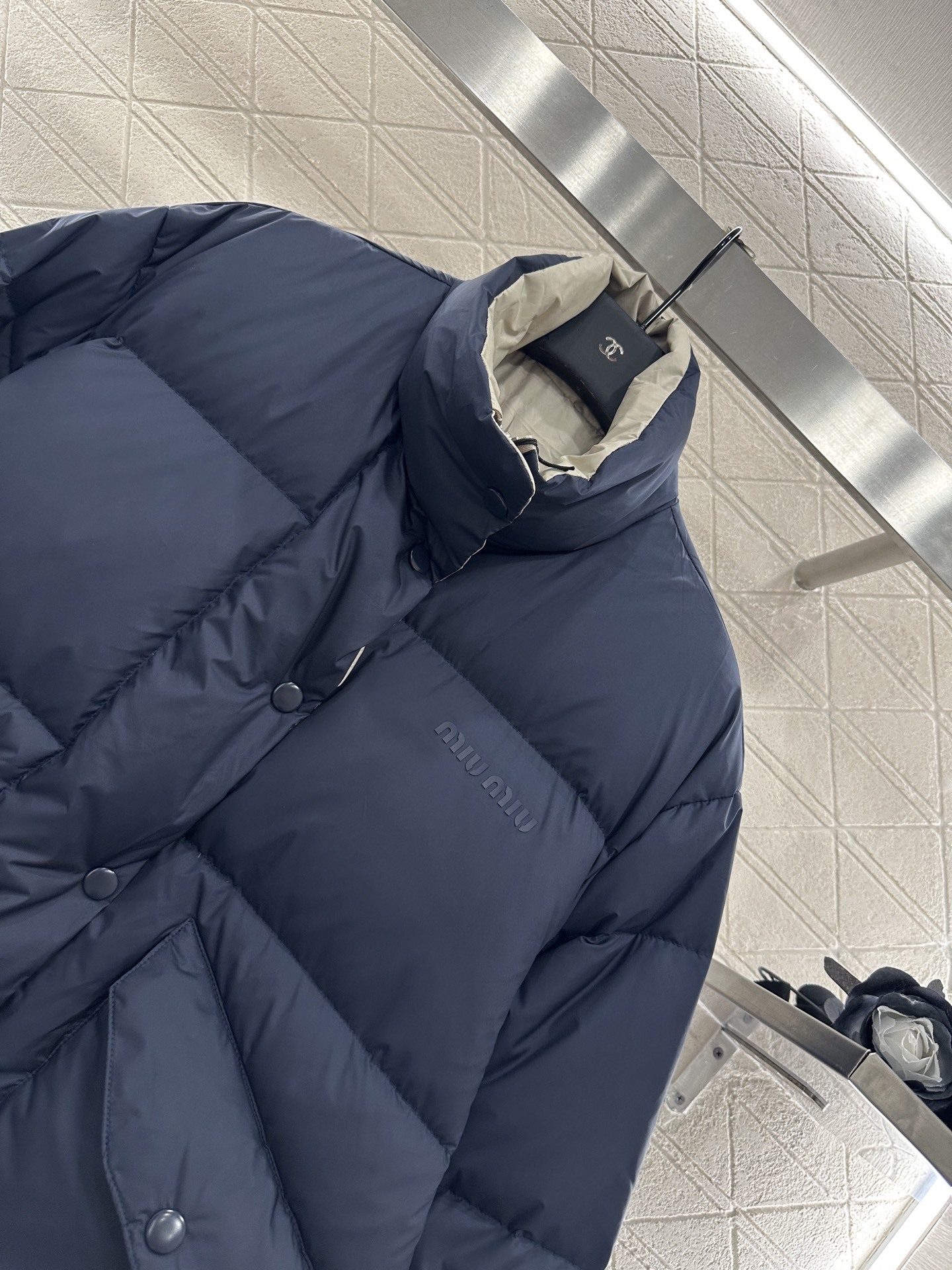♥Miumi*♥2025新品上架 立领两面穿羽绒服定制YB防风防水尼龙材质 白鹅绒填充内里 整件轻盈保暖