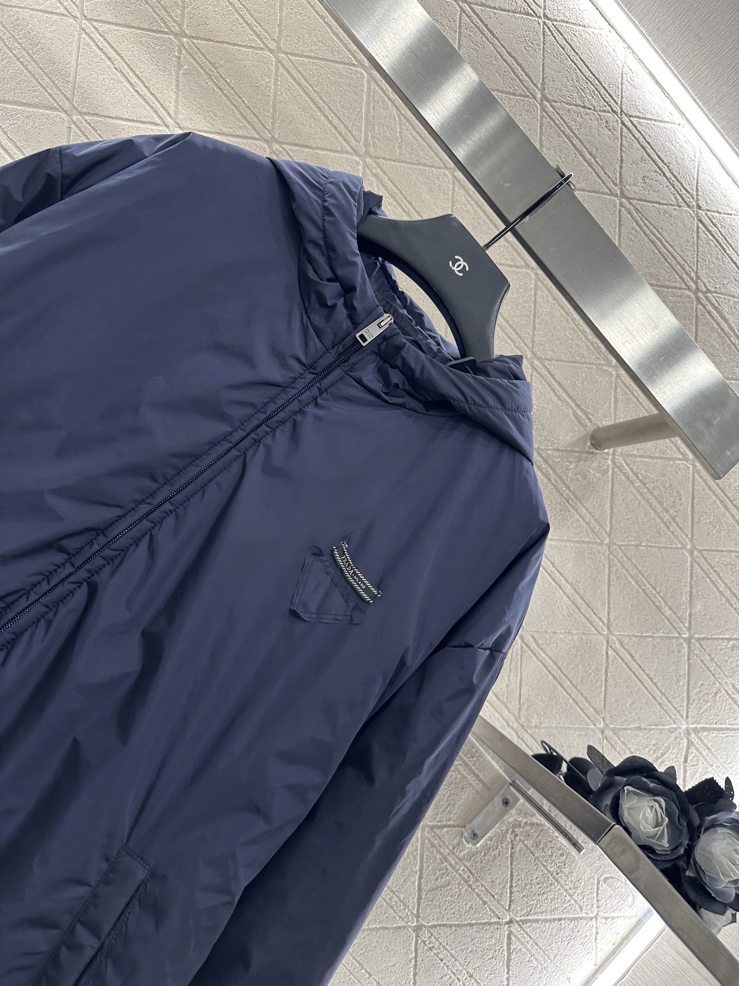 ♥prad*♥2025新品上架 连帽羽绒棉服外套定制YB防风防水尼龙材质 质感上乘 连帽拉链外套版型 成