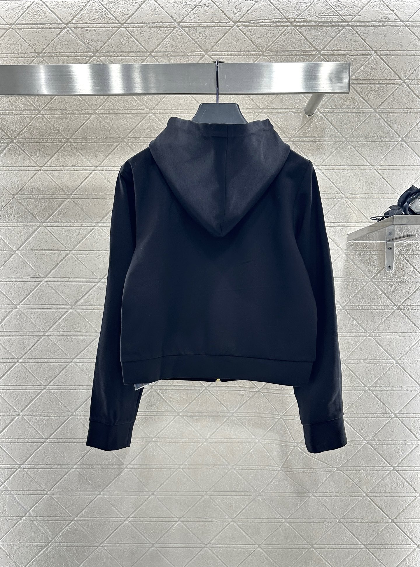 ♥Louis vuitto*♥2025新品上架 连帽外套长裤套装定制YB斜纹全棉材质 质感光泽 舒适垂顺