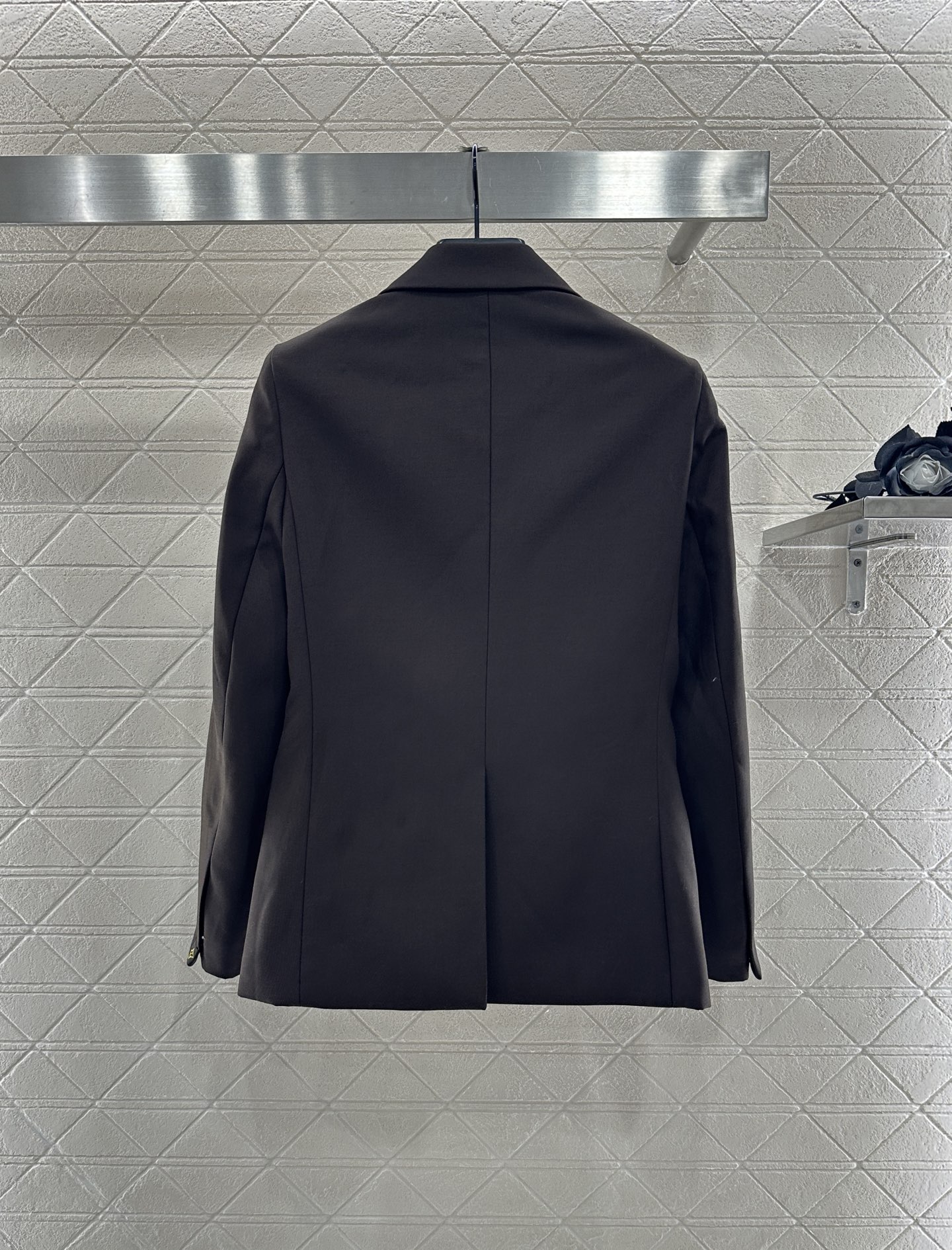 ♥Louis Vuitto*♥2025新品上架 翻领拉链口袋西装外套定制YB进口精纺羊毛材质 质感光泽 