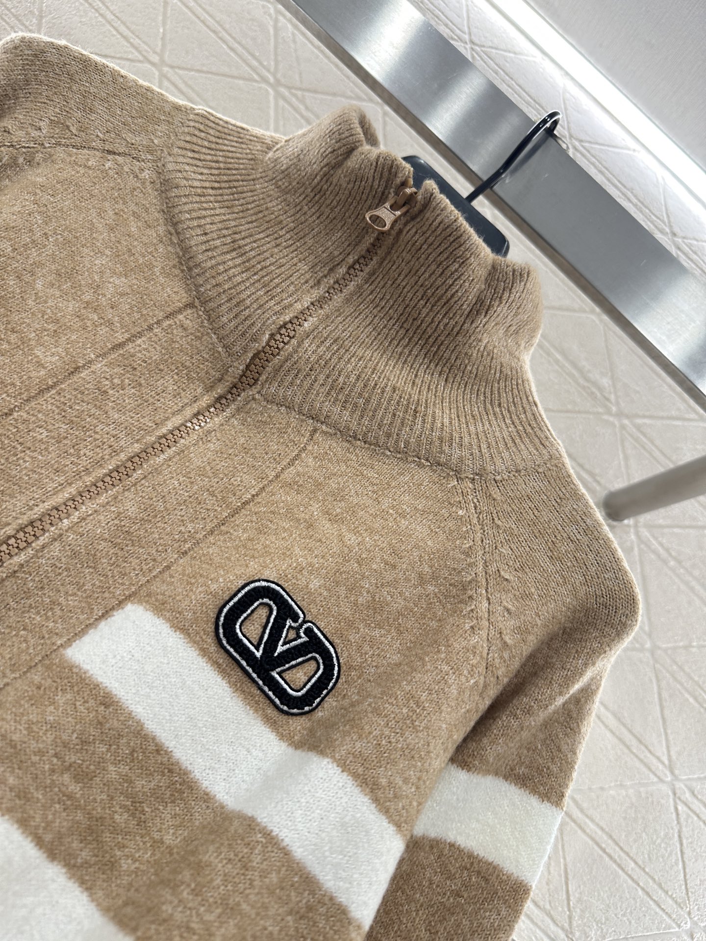 ♥Valentin*♥2025新品上架 翻领条纹半开襟针织长袖定制YB羊毛纱线织造 细腻柔软 弹力十足 