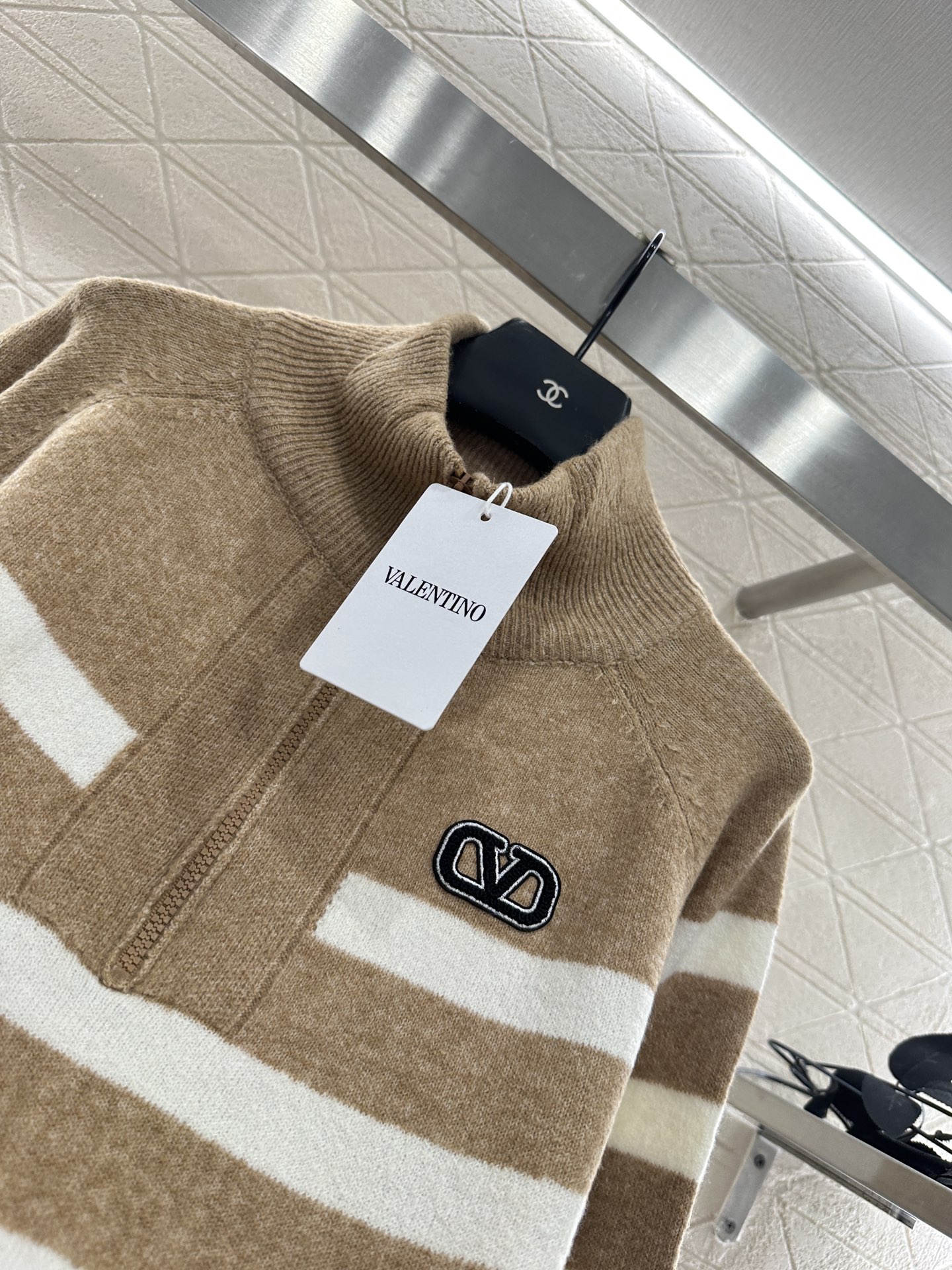 ♥Valentin*♥2025新品上架 翻领条纹半开襟针织长袖定制YB羊毛纱线织造 细腻柔软 弹力十足 