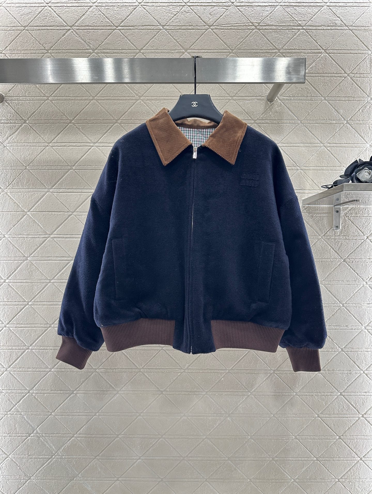 ♥Miumi*♥2025新品上架 灯芯绒领羊绒棉服外套定制YB羊绒羊毛材质 整件复古高级 卡其色灯芯绒领