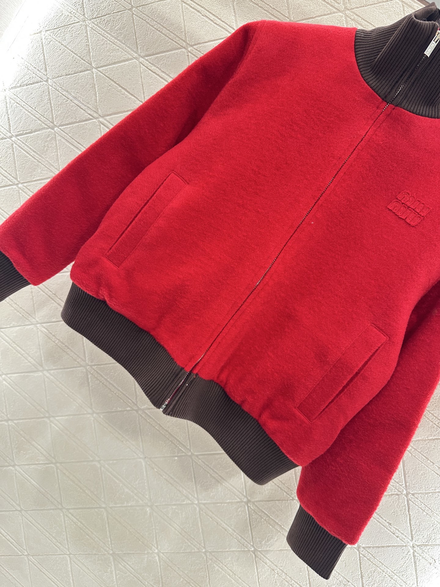 ♥Miumi*♥2025新品上架 羊绒羊毛棉服外套定制YB羊绒羊毛材质 羽绒棉填充内里 整件轻盈保暖 立