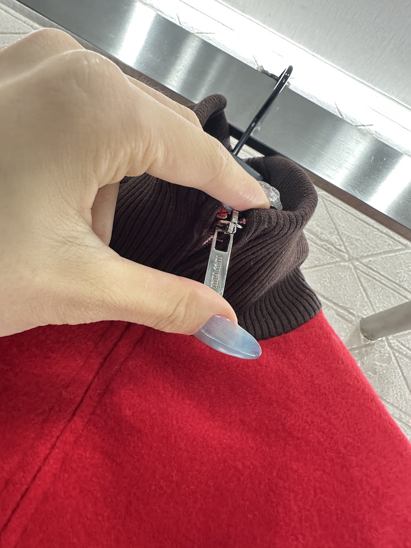 ♥Miumi*♥2025新品上架 羊绒羊毛棉服外套定制YB羊绒羊毛材质 羽绒棉填充内里 整件轻盈保暖 立