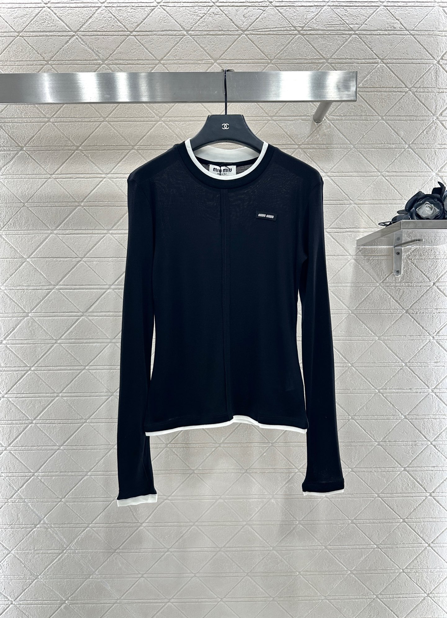 ♥ Miumi*♥2025新品上架 撞色假两件圆领长袖打底定制YB天丝羊毛材质 亲肤透气 弹力十足 圆领