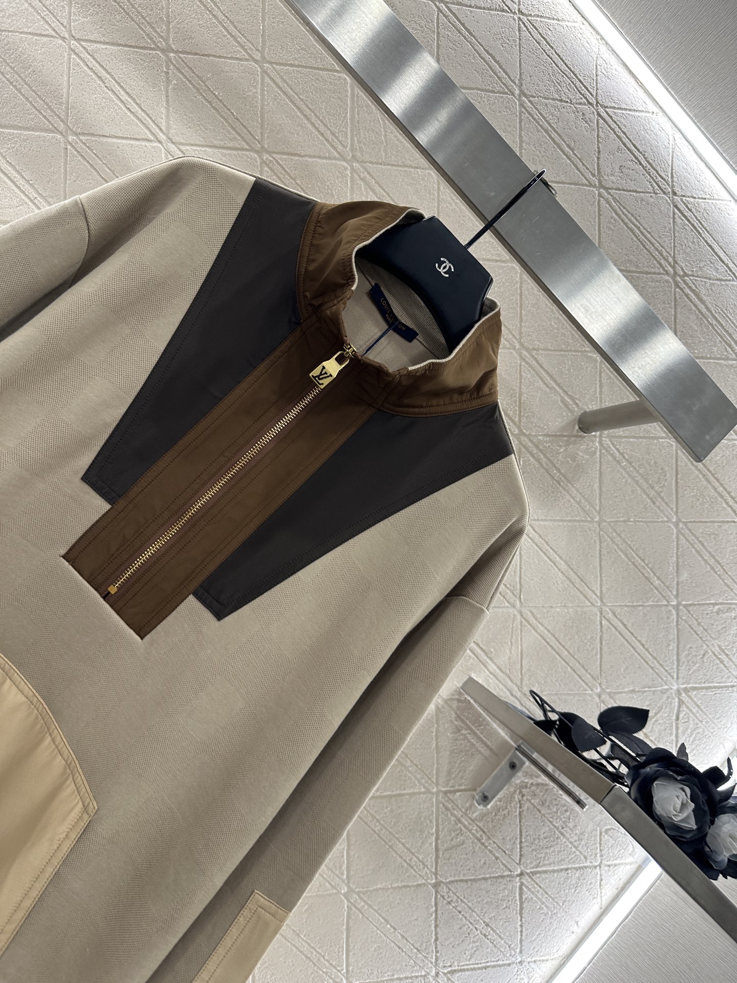 ♥Louis Vuitto*♥2025新品上架 复古撞色拉链卫衣定制YB原生全棉材质 质感高级 久洗不易