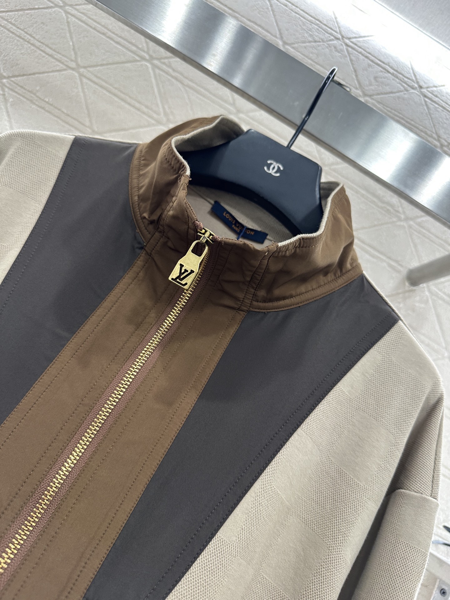 ♥Louis Vuitto*♥2025新品上架 复古撞色拉链卫衣定制YB原生全棉材质 质感高级 久洗不易