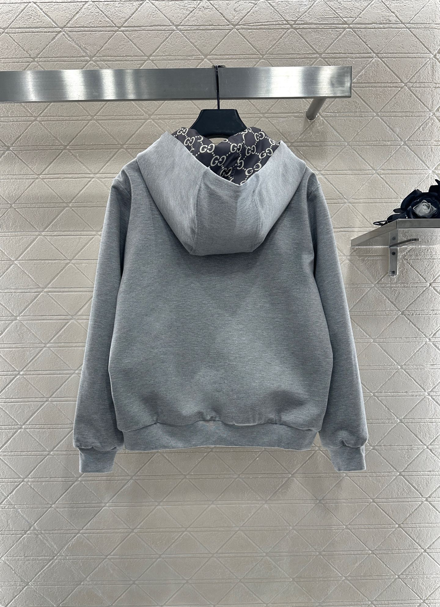 ♥Gucc*♥2025新品上架 两面穿连帽外套长裤套装定制YB斜纹全棉材质，质感光泽，舒适垂顺。连帽外套