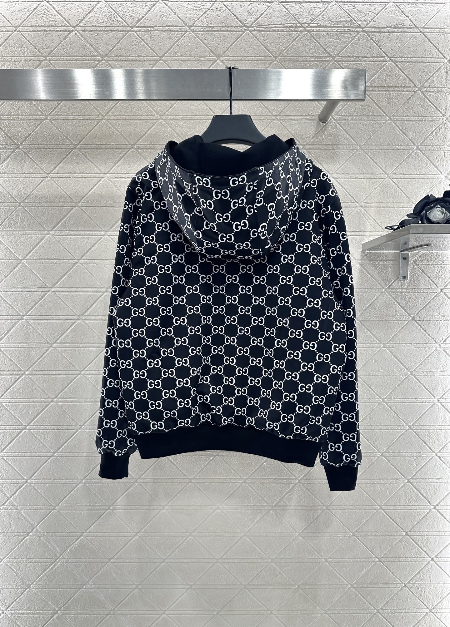 ♥Gucc*♥2025新品上架 两面穿连帽外套长裤套装定制YB斜纹全棉材质，质感光泽，舒适垂顺。连帽外套