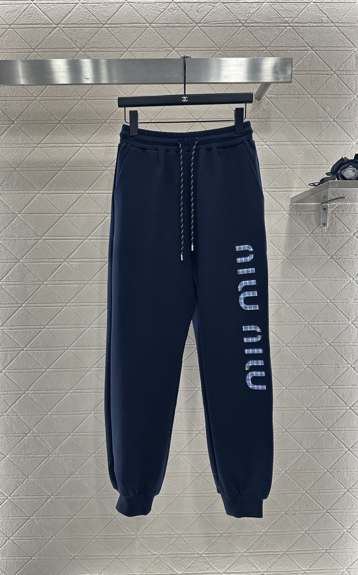 ♥Miumi*♥2025新品上架 两面穿连帽外套长裤套装定制YB斜纹全棉材质，质感光泽，舒适垂顺，连帽外