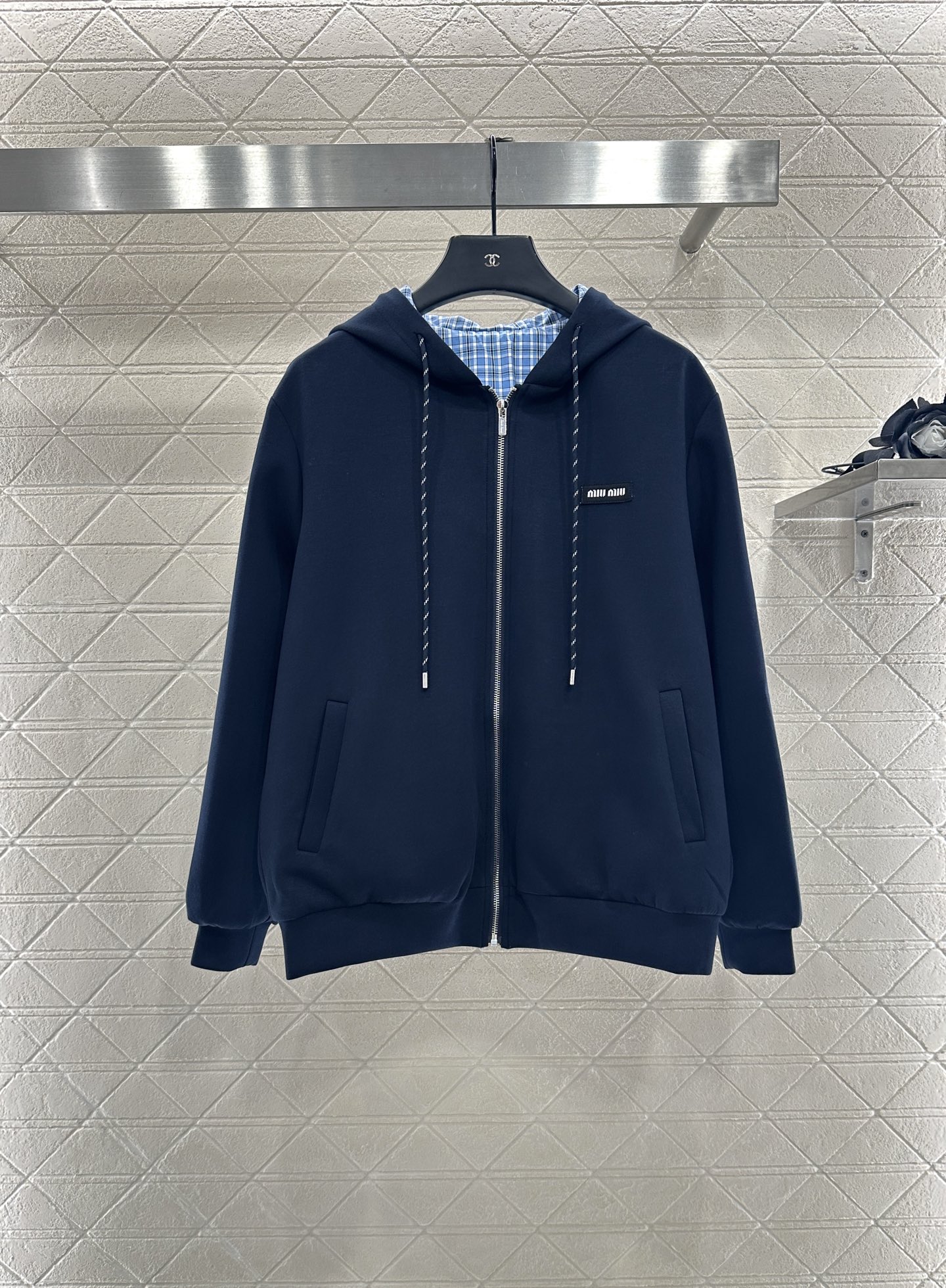 ♥Miumi*♥2025新品上架 两面穿连帽外套长裤套装定制YB斜纹全棉材质，质感光泽，舒适垂顺，连帽外