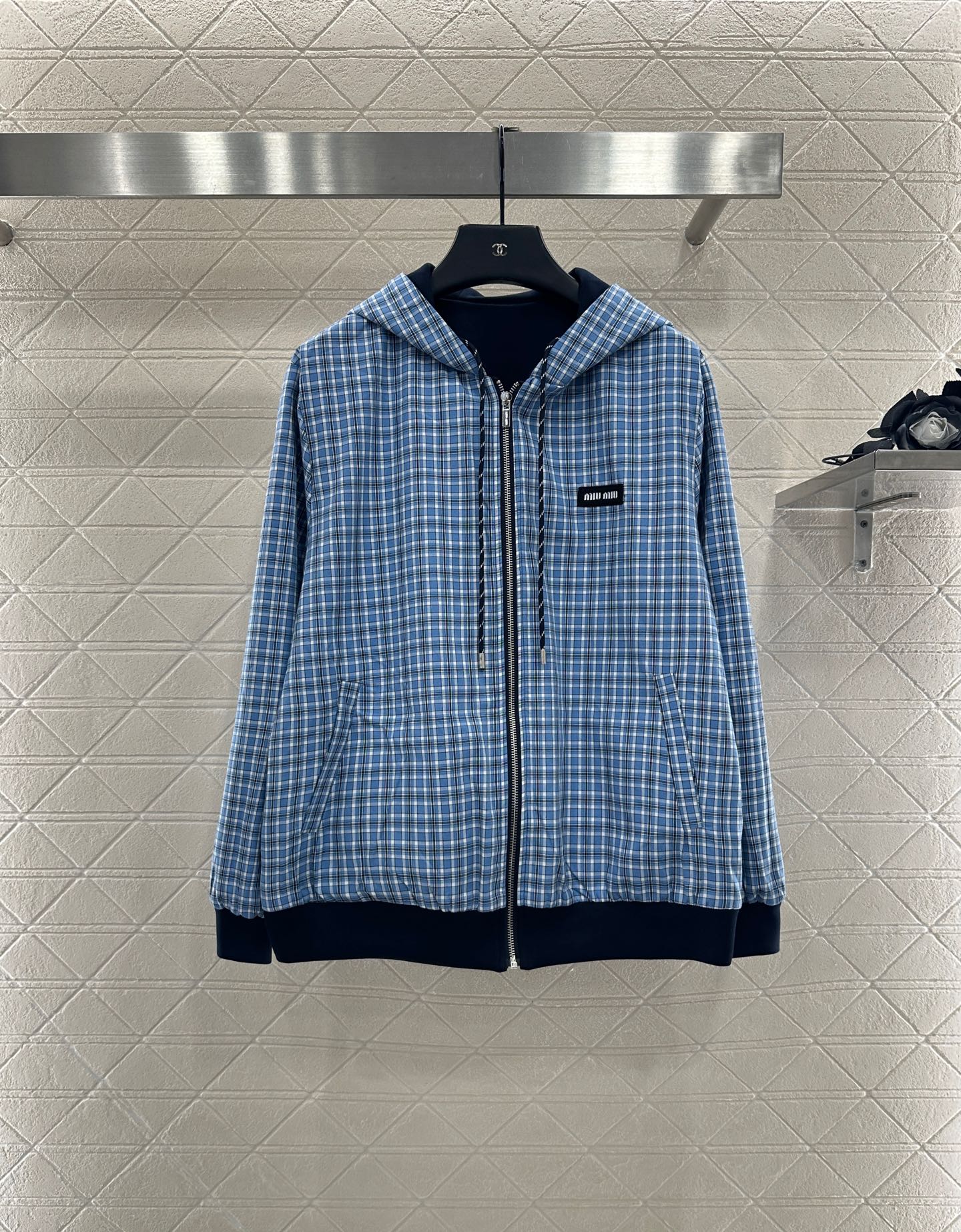 ♥Miumi*♥2025新品上架 两面穿连帽外套长裤套装定制YB斜纹全棉材质，质感光泽，舒适垂顺，连帽外