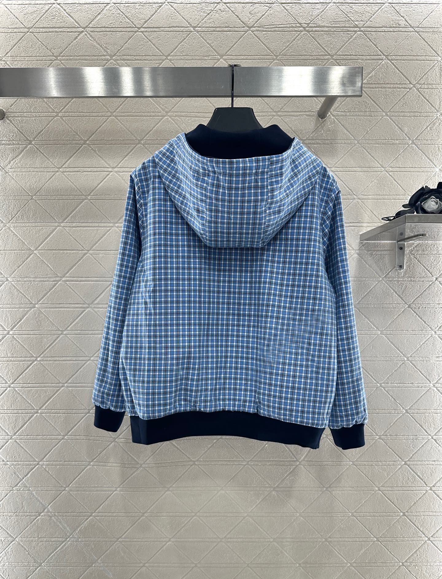 ♥Miumi*♥2025新品上架 两面穿连帽外套长裤套装定制YB斜纹全棉材质，质感光泽，舒适垂顺，连帽外