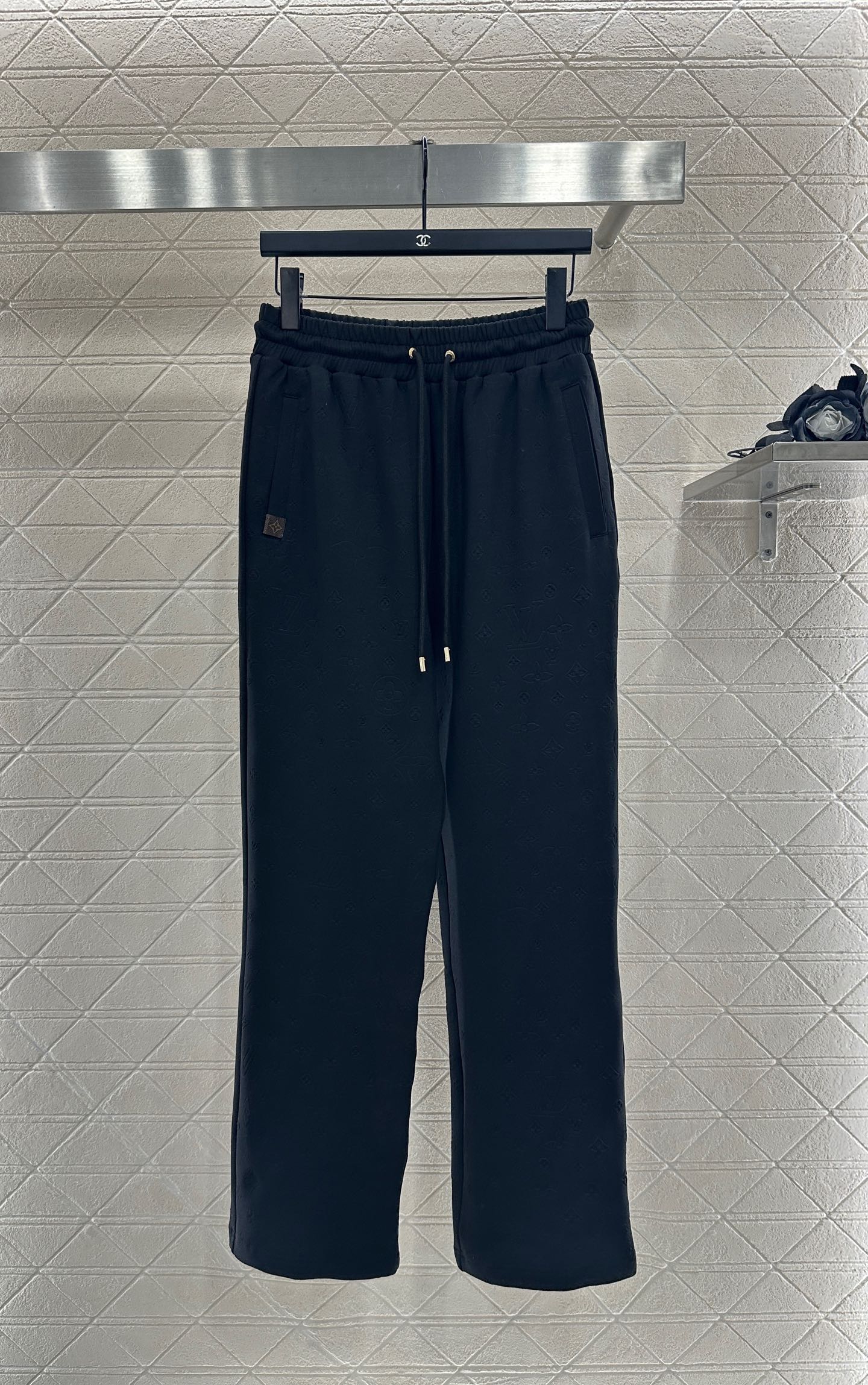 ♥Louis vuitto*♥2025新品上架 连帽外套长裤套装定制YB斜纹全棉材质，质感光泽，舒适垂顺