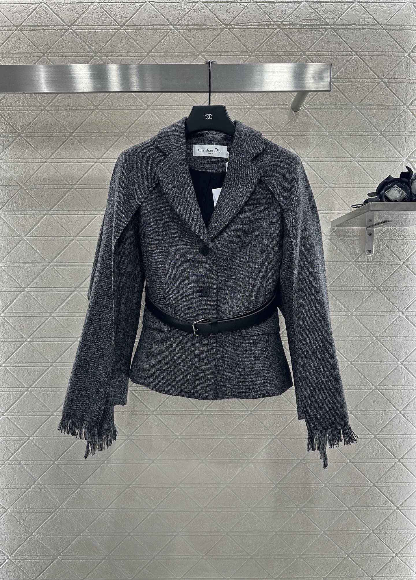 ♥Dio*♥2025新品上架 披肩翻领腰带西装多件套定制YB进口百分百丝毛材质，质感光泽高级，翻领西服单