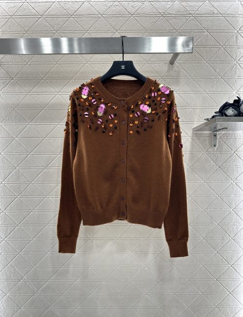 Fend*2025 Women's Wool Cardigan with Sequin and Beaded Embellishments 1 Fend*2025 Women's Wool Cardigan with Sequin and Beaded Embellishments