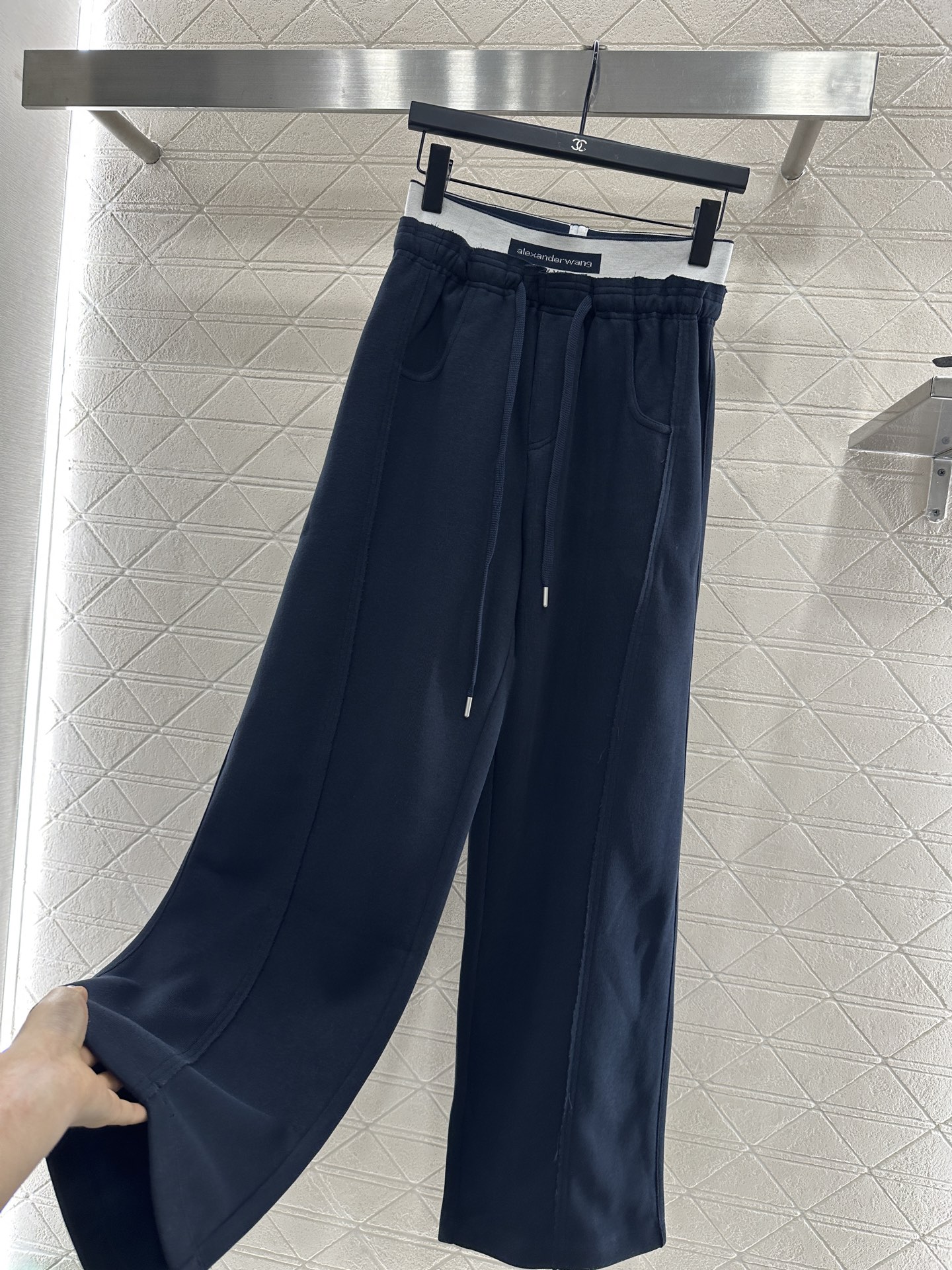 ♥Alexander wan*♥2025新品上架 抽绳织带阔腿长裤定制YB进口全棉材质，面料柔挺舒适，垂