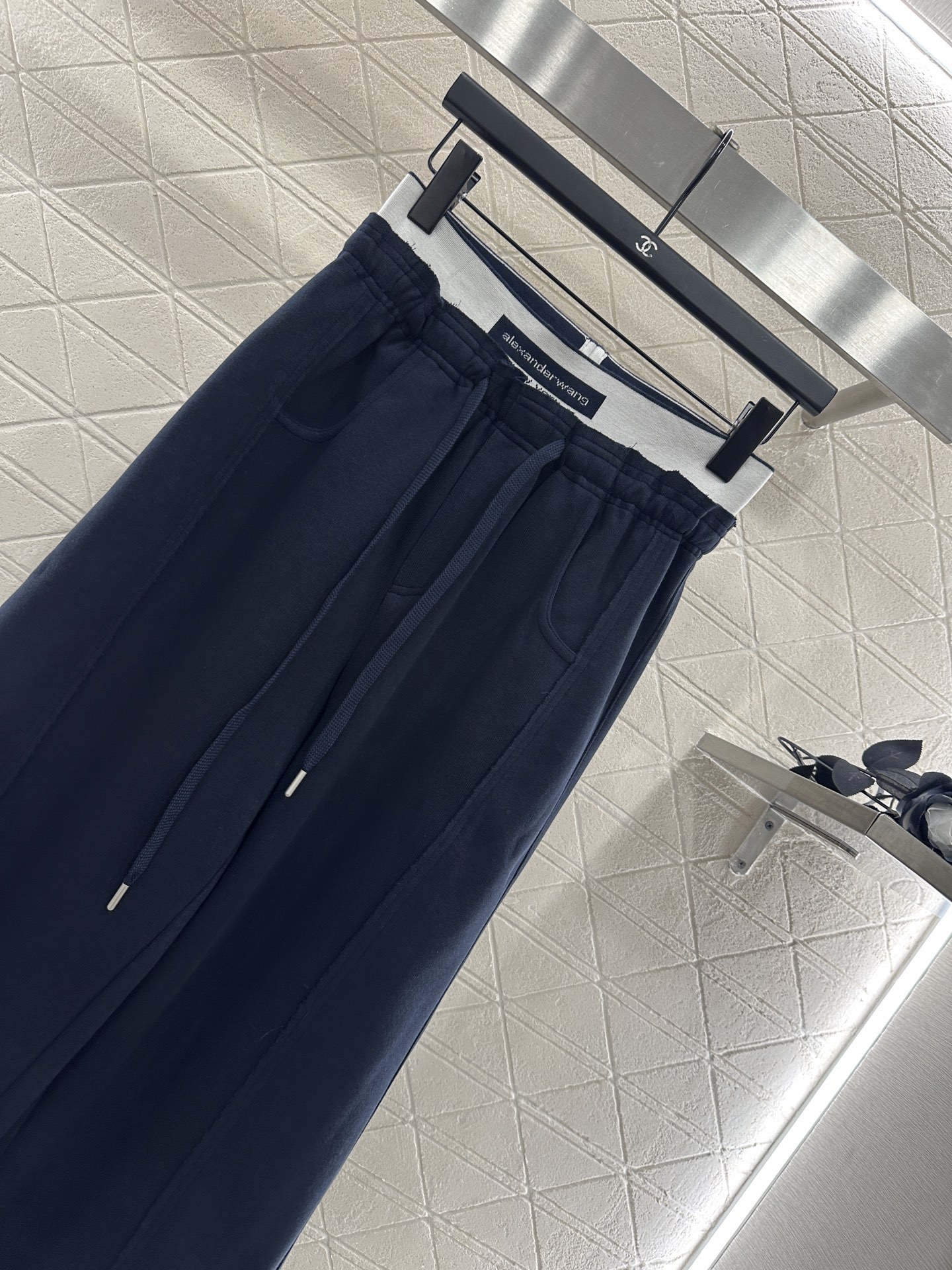 ♥Alexander wan*♥2025新品上架 抽绳织带阔腿长裤定制YB进口全棉材质，面料柔挺舒适，垂