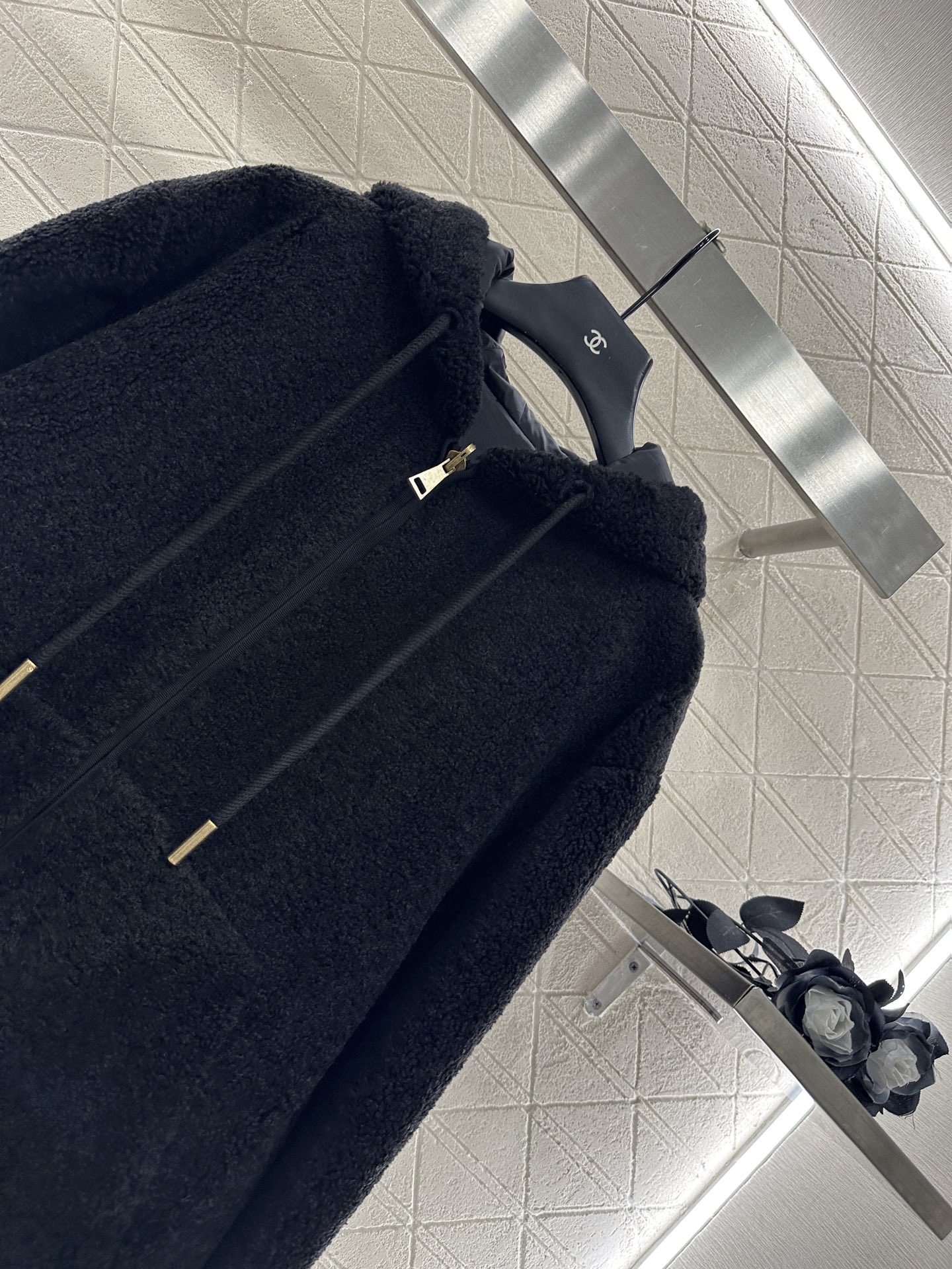 ♥Moncle*♥2025新品上架 两面穿连帽泰迪羊羔外套定制YB泰迪羊羔绒➕防水尼龙材质，毛量充足，防