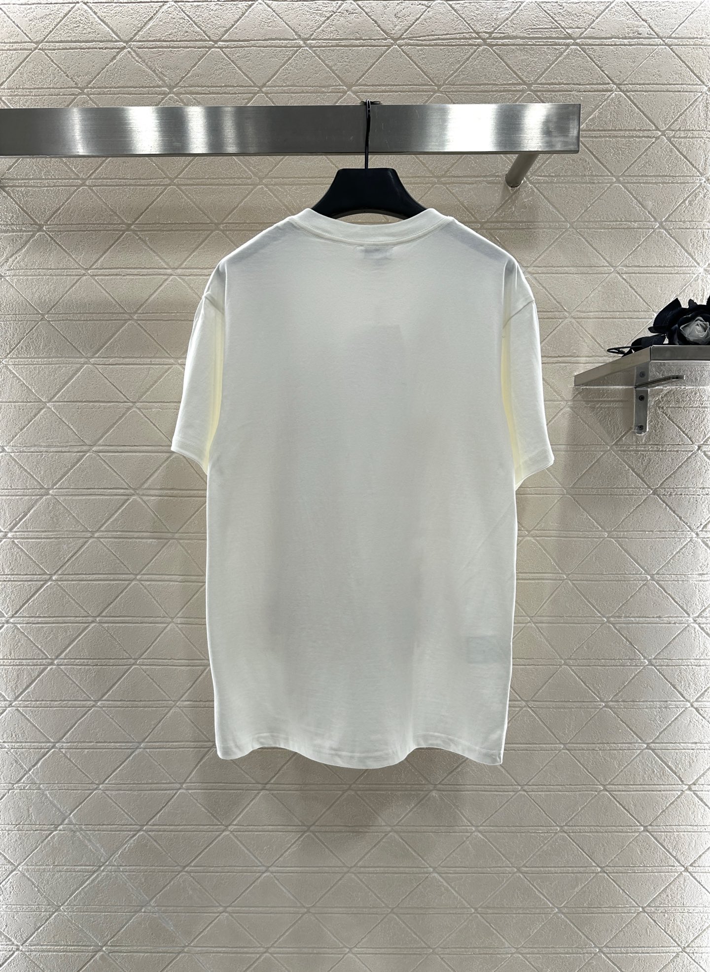 ♥Chane*♥2025新品上架 圆领印花𝑇𝑒𝑒定制YB原生全棉材质，质感高级，柔软舒适，宽松短袖T恤裁