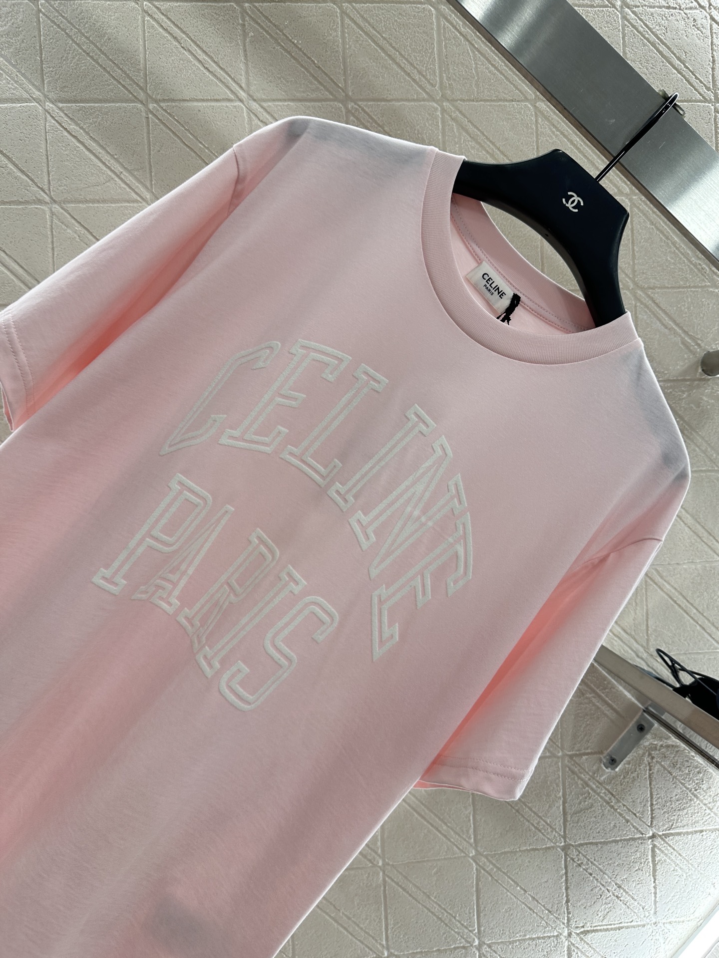 ♥Celin*♥2025新品上架 宽松植绒印花𝑇𝑒𝑒定制YB原生全棉材质，透气舒适，质感十足，廓形ove