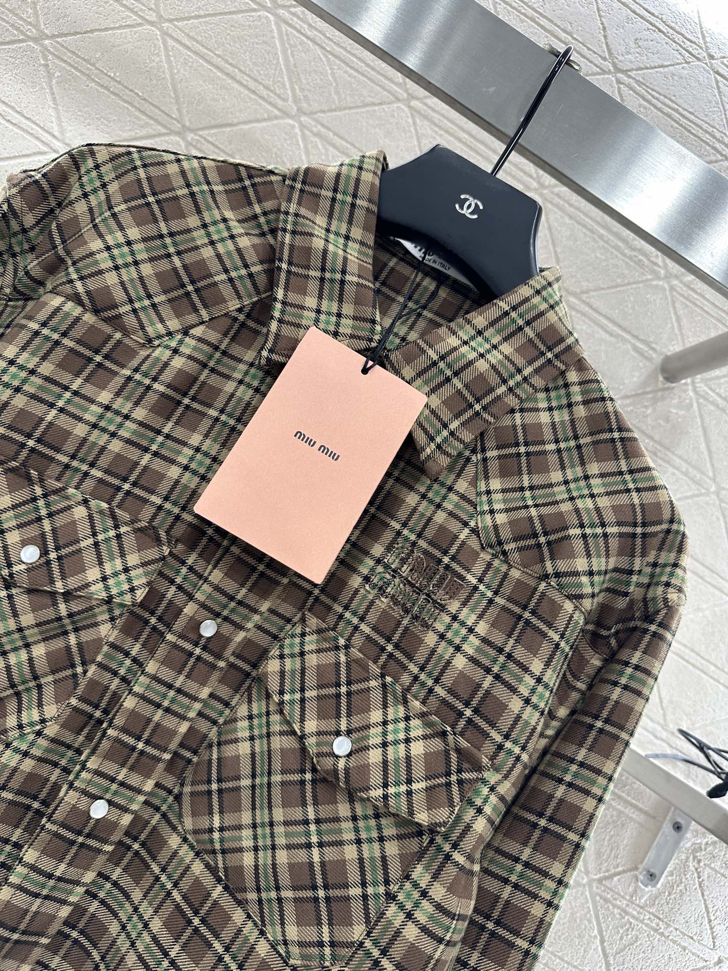 ♥Miumi*♥2025新品上架 格纹长款衬衫短裙套装定制YB精仿羊毛材质，质感高级，垂顺舒适，廓形ov