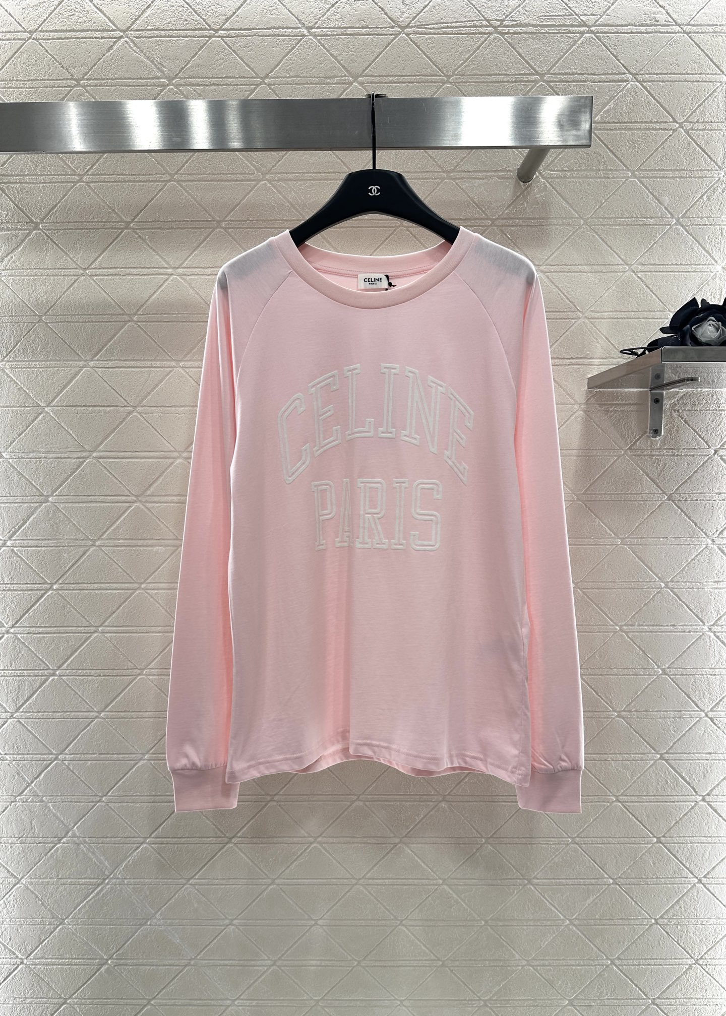 ♥Celin*♥2025新品上架 圆领字母撞色长袖定制YB原生全棉材质，舒适软糯，穿搭洋气，落肩廓形上衣