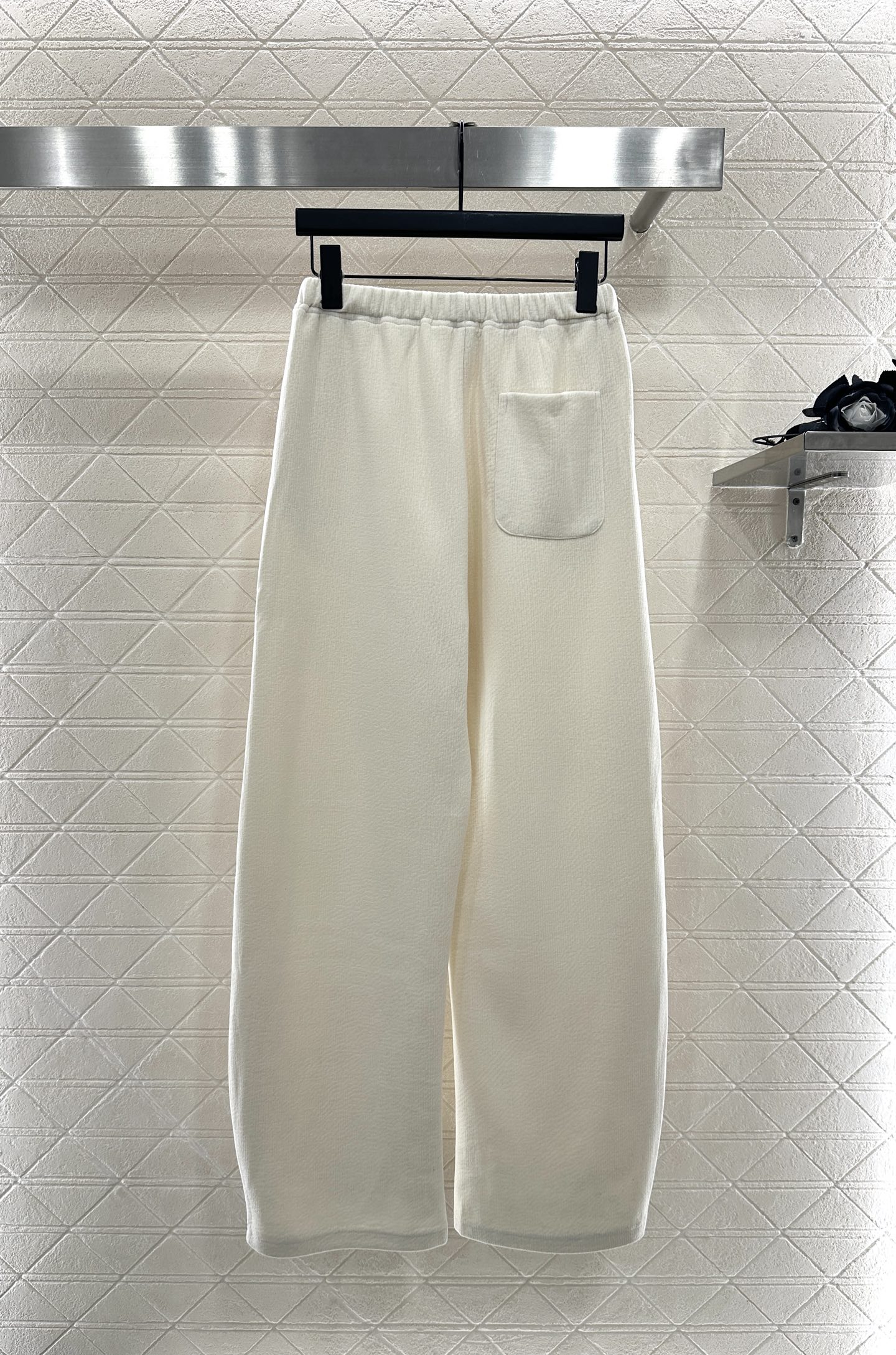 ♥Alexander wan*♥2025新品上架 高腰抽绳阔腿弯刀长裤定制YB进口灯芯绒材质，面料柔软舒