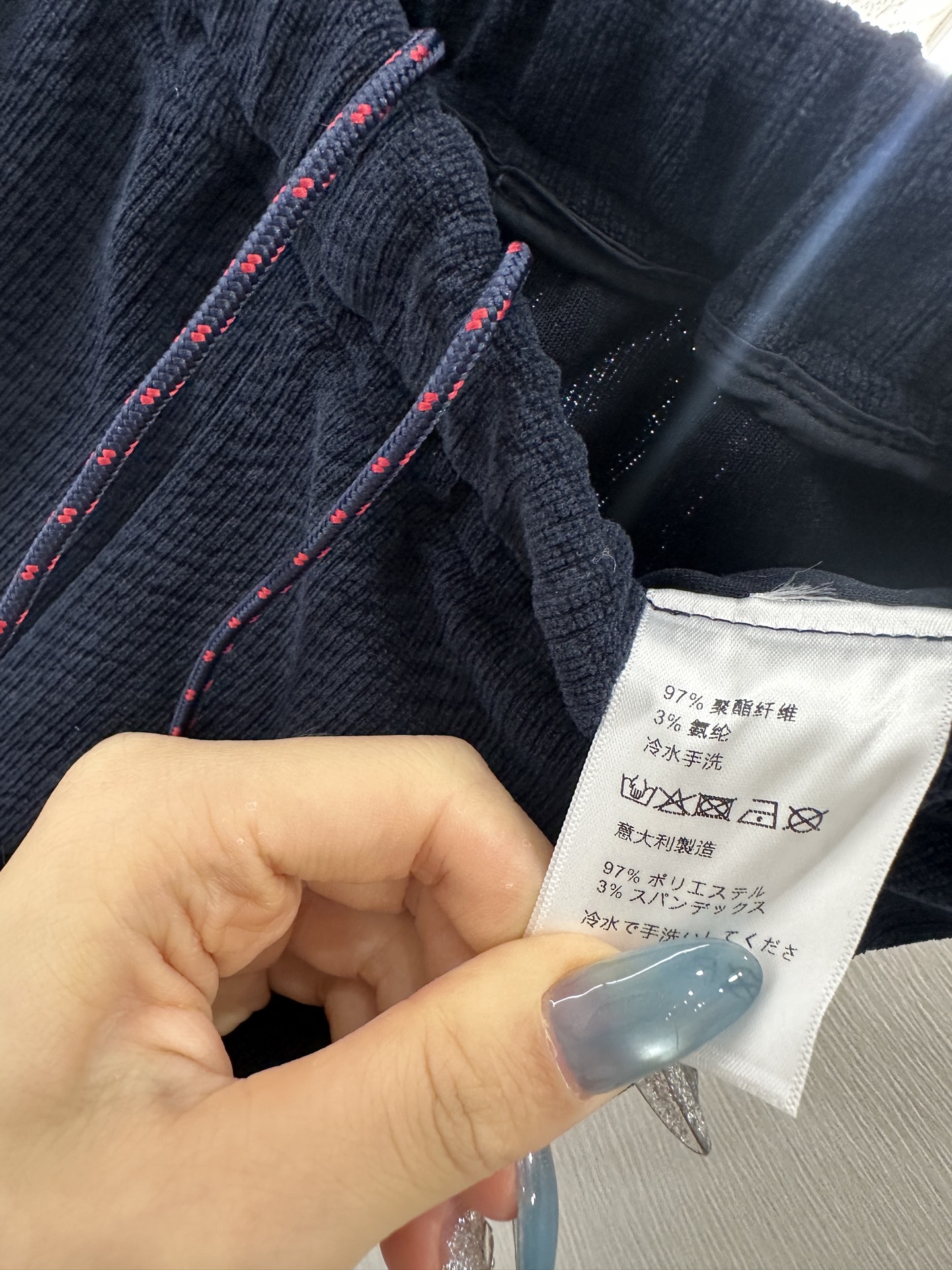 ♥Alexander wan*♥2025新品上架 高腰抽绳阔腿弯刀长裤定制YB进口灯芯绒材质，面料柔软舒