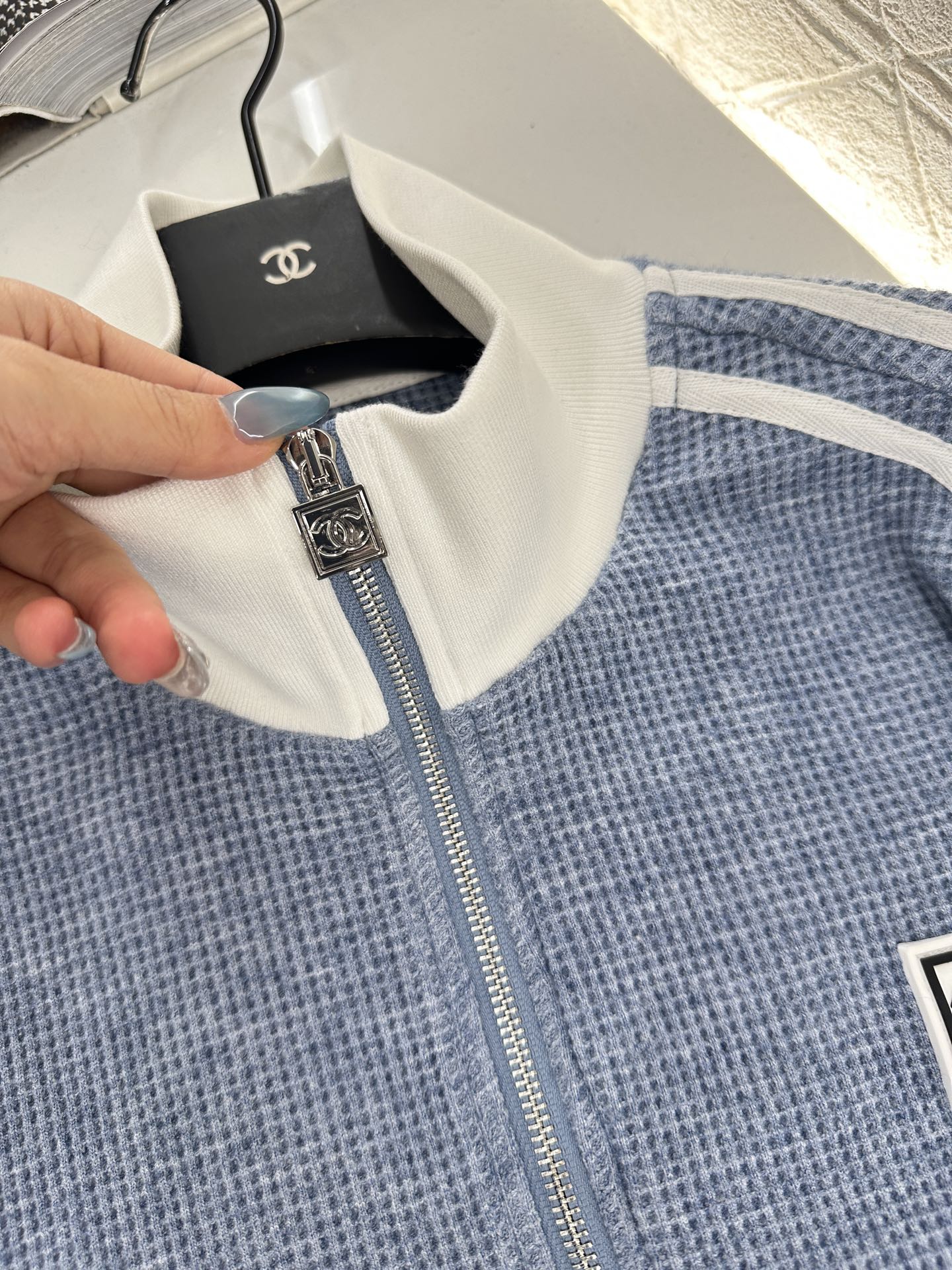 ♥Chane*♥2025新品上架 撞色夹克外套长裤套装定制YB进口材质，质感细腻，垂顺舒适，立领夹克外套