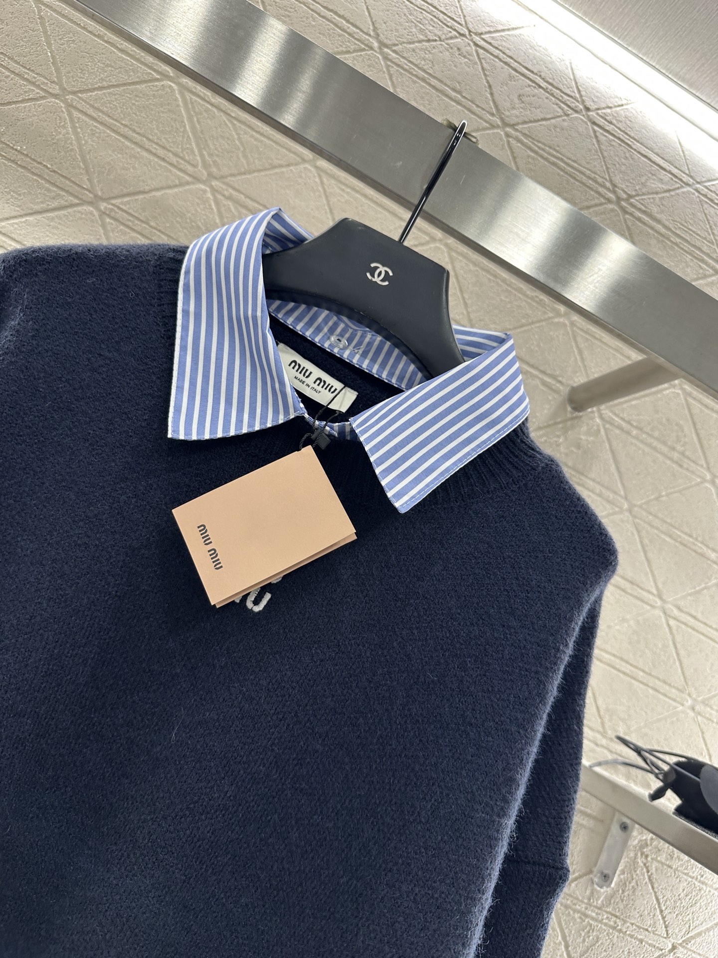 ♥Miumi*♥2025新品上架 拼接领针织上衣半裙套装定制YB羊毛材质➕全棉衬衣面料，弹力舒适，质感十