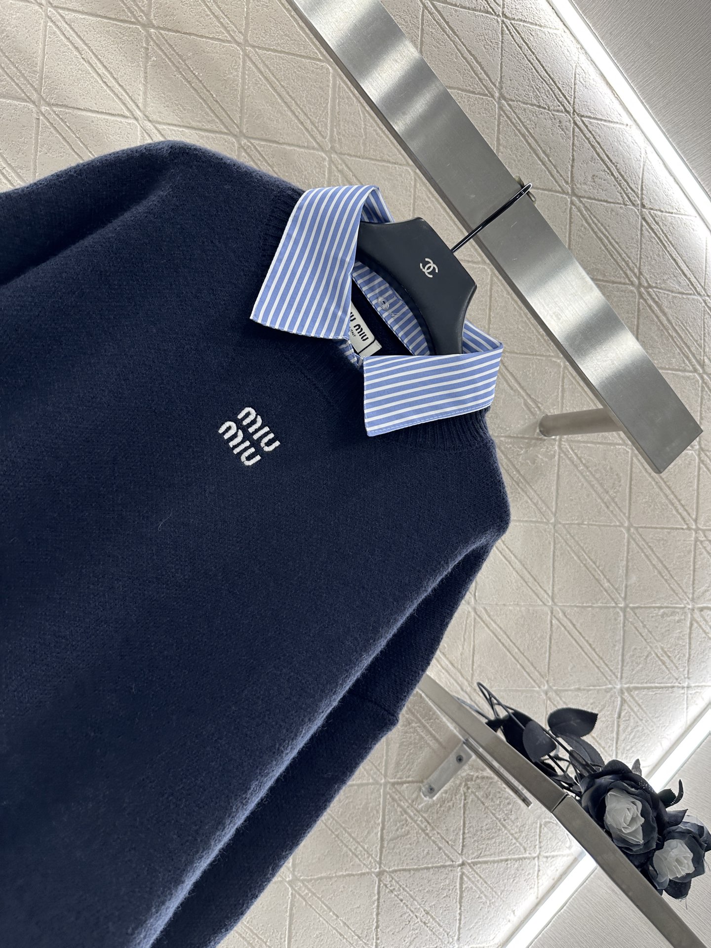 ♥Miumi*♥2025新品上架 拼接领针织上衣半裙套装定制YB羊毛材质➕全棉衬衣面料，弹力舒适，质感十